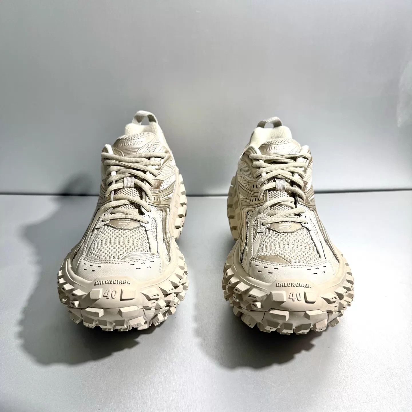 Balenciaga Balenciaga Bouncer Defender dad sneaker light brown 40 Size US 7 / EU 40 - 2 Thumbnail