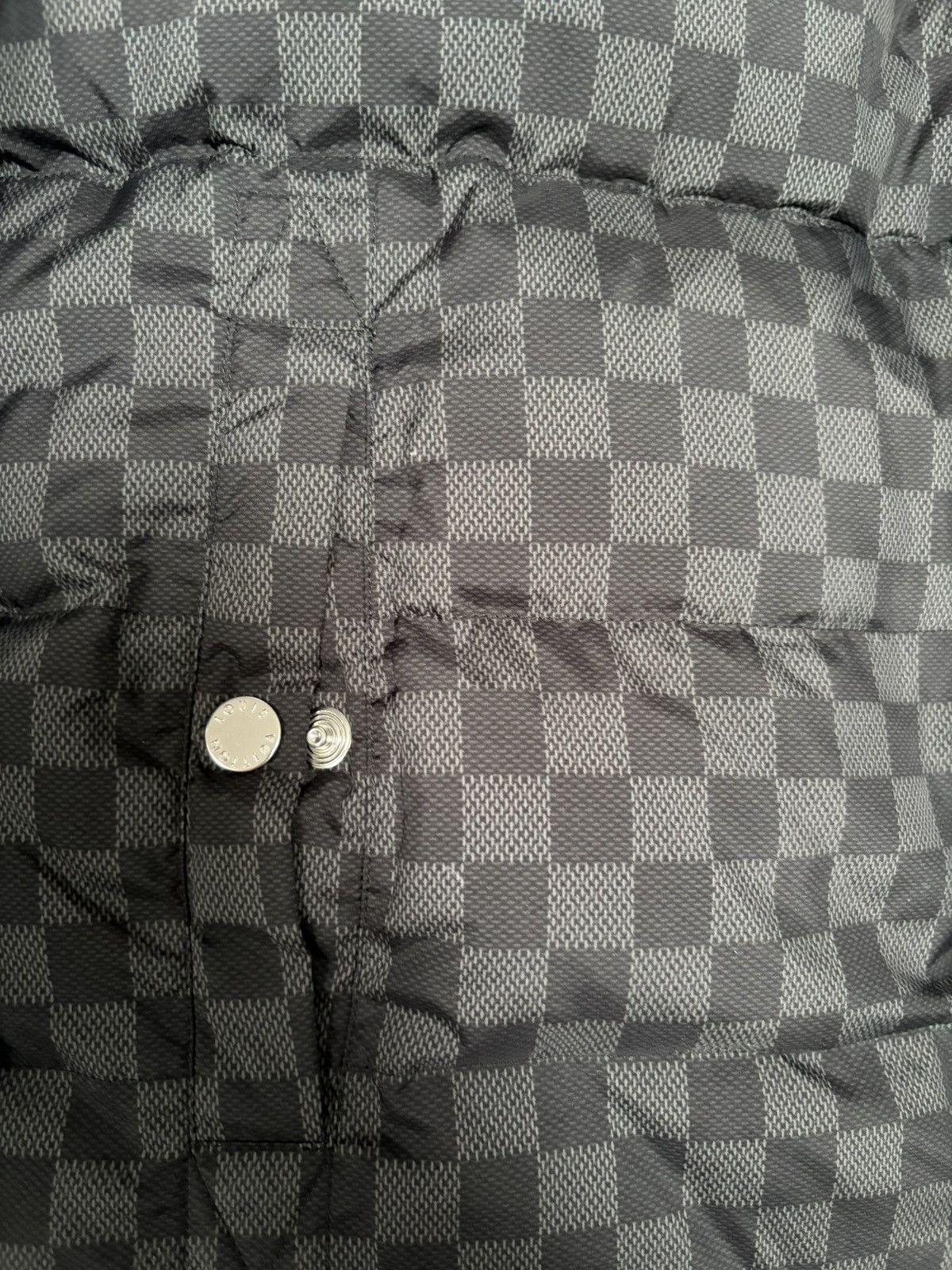 Louis Vuitton Louis Vuitton Damier Reversible Puffer Jacket Size US M / EU 48-50 / 2 - 7 Thumbnail