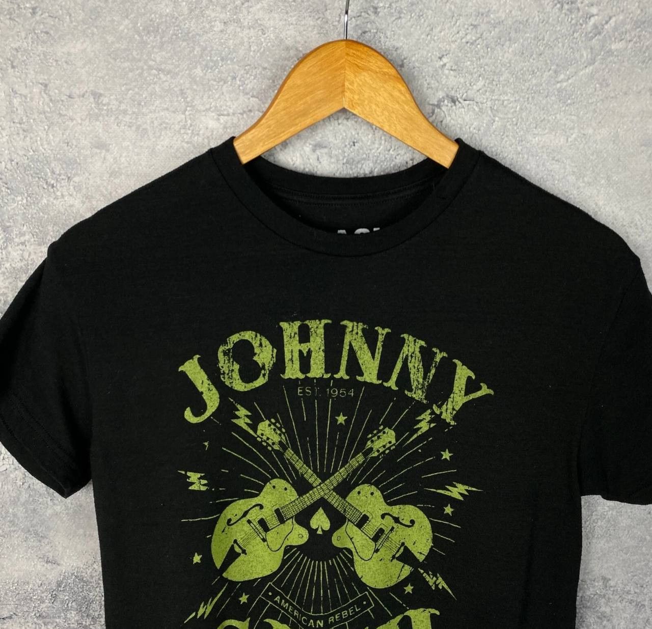 Band Tees Johnny Cash Tee Men's Size M Black Short Sleeve ` Size US M / EU 48-50 / 2 - 3 Thumbnail