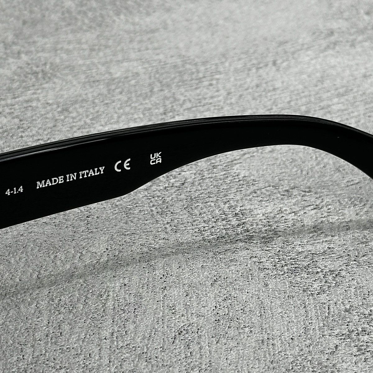 Off-White OFF WHITE ARTHUR SUNGLASSES Size ONE SIZE - 9 Thumbnail