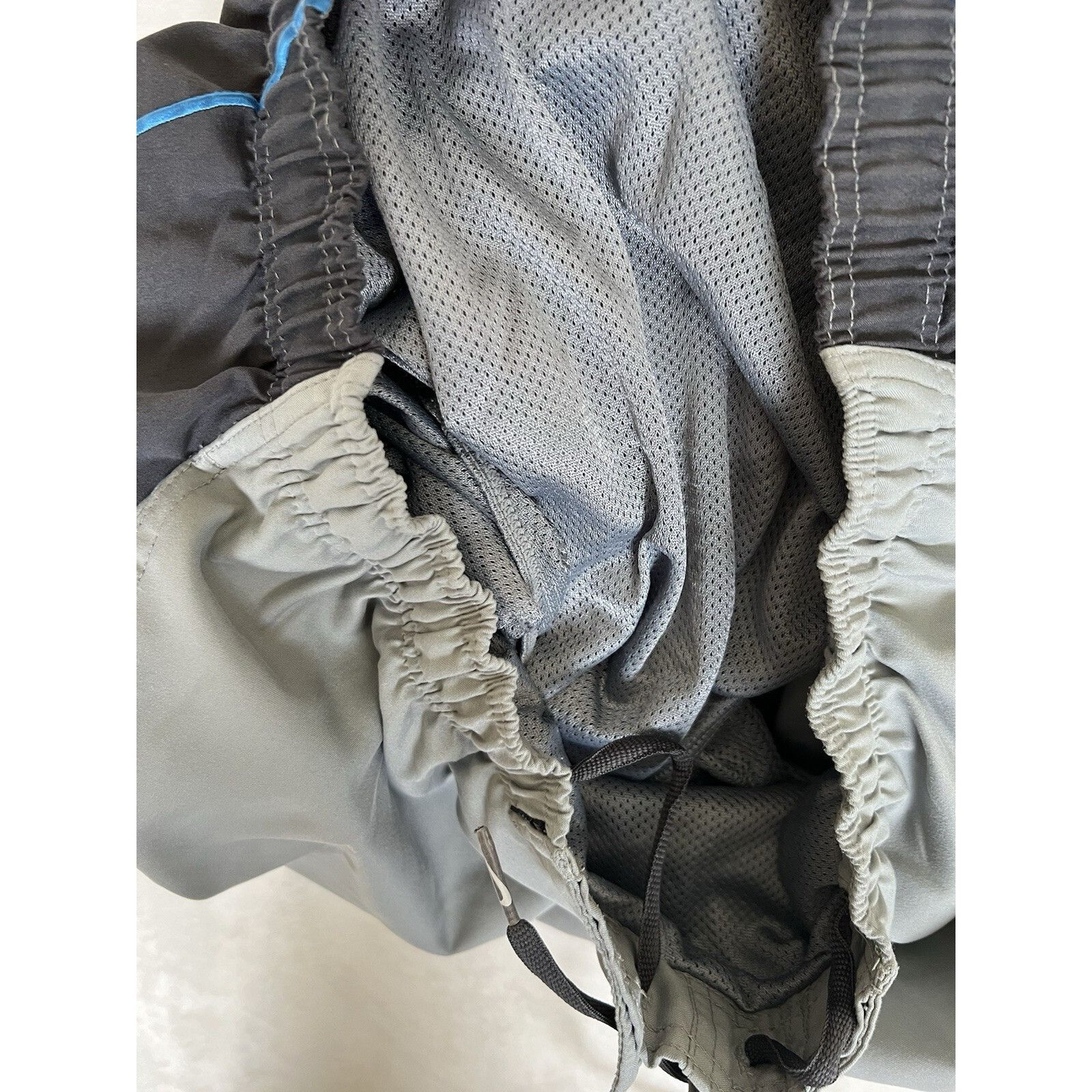 Nike Vintage Nike Swim Trunk Shorts Size Large Gray Blue Y2K Surf Size US 34 / EU 50 - 9 Thumbnail