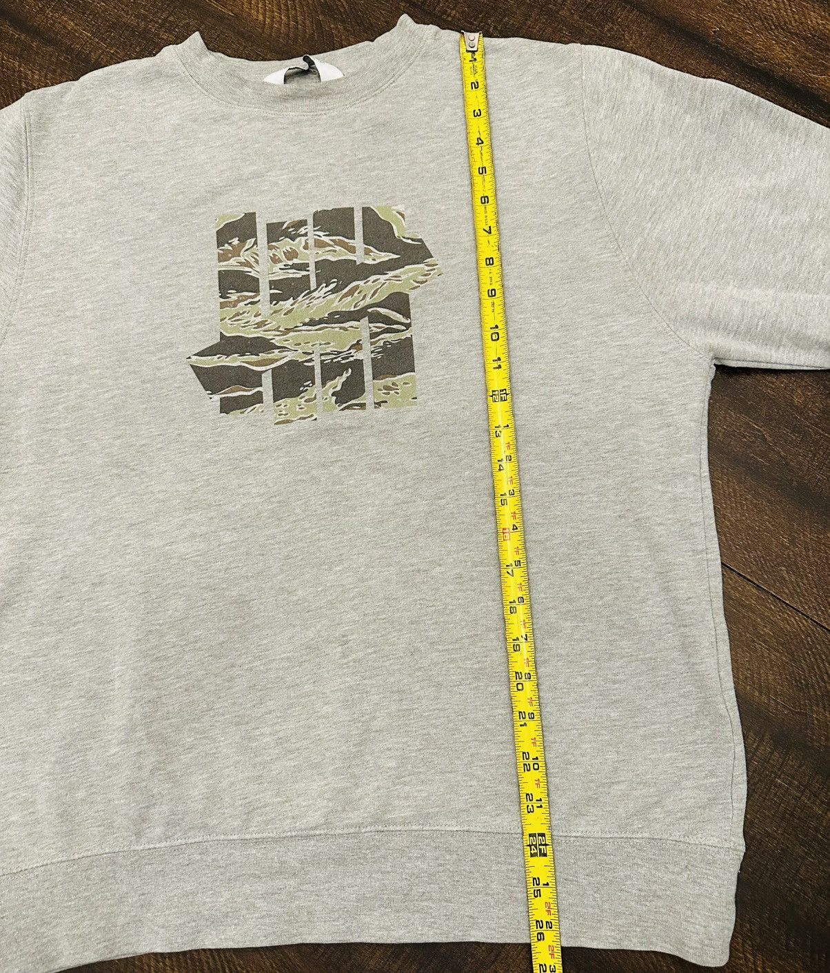 Undefeated Undefeated Camo Logo Crewneck Men’s Sweater Size Large Size US L / EU 52-54 / 3 - 5 Thumbnail