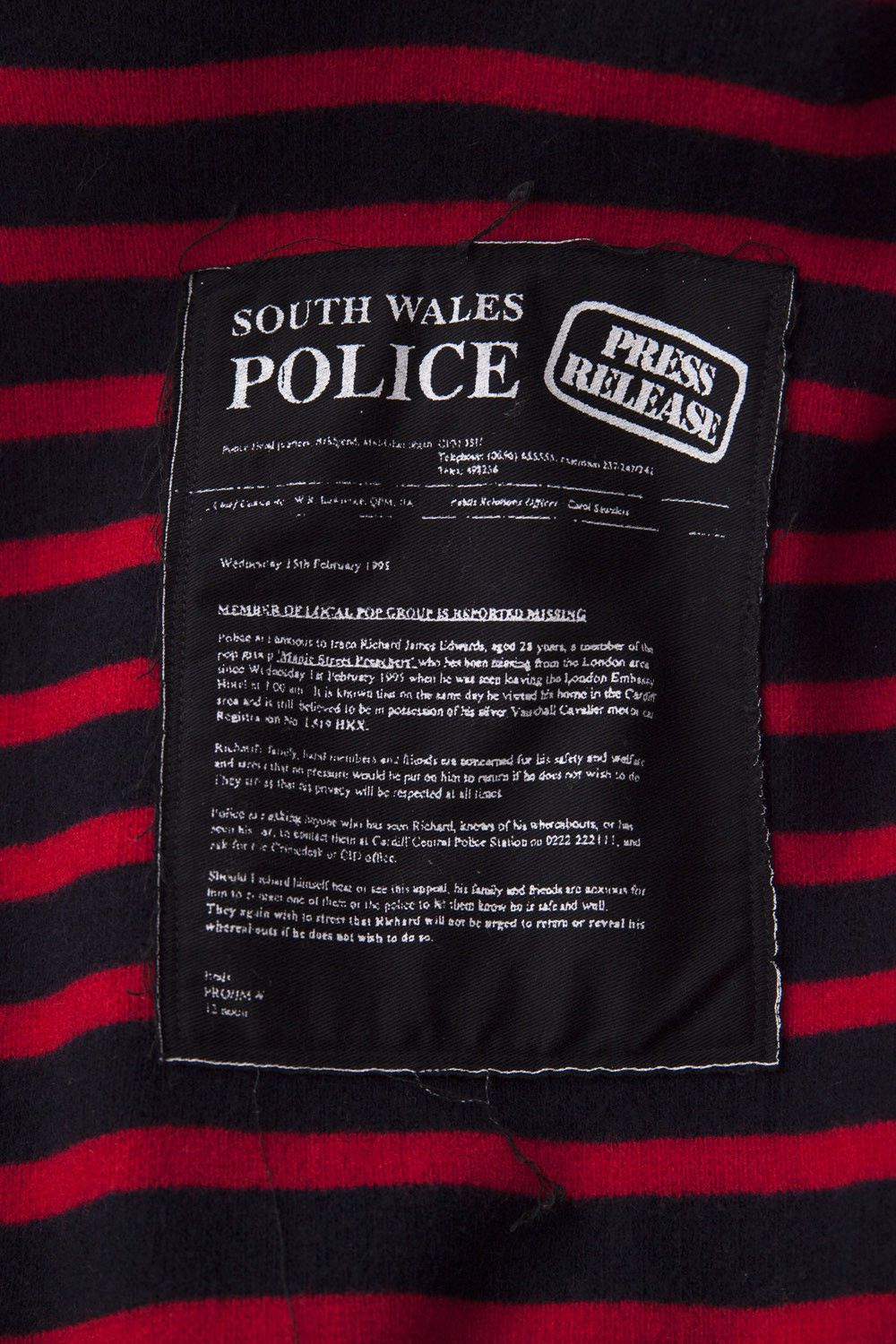 Raf Simons AW01 Riot Riot Riot patched sweater Size US S / EU 44-46 / 1 - 5 Thumbnail