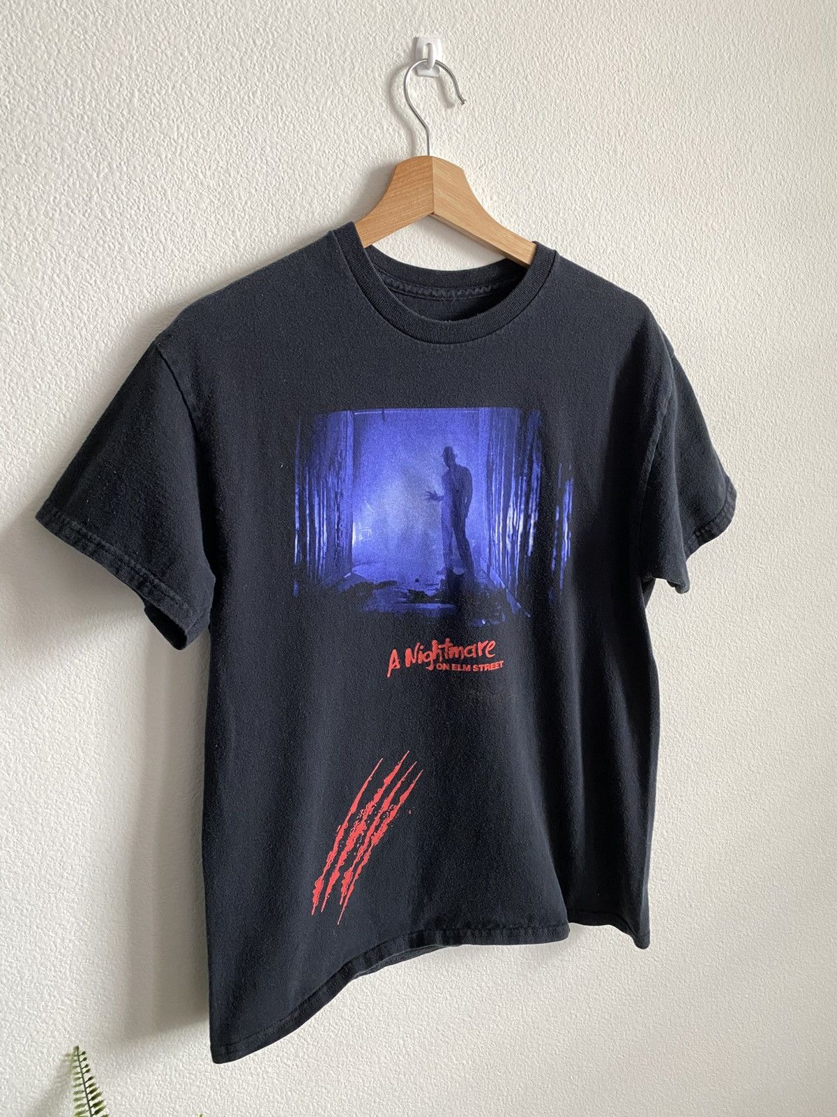 Expert Horror Nightmare on Elm Street Tee Size US M / EU 48-50 / 2 - 3 Thumbnail