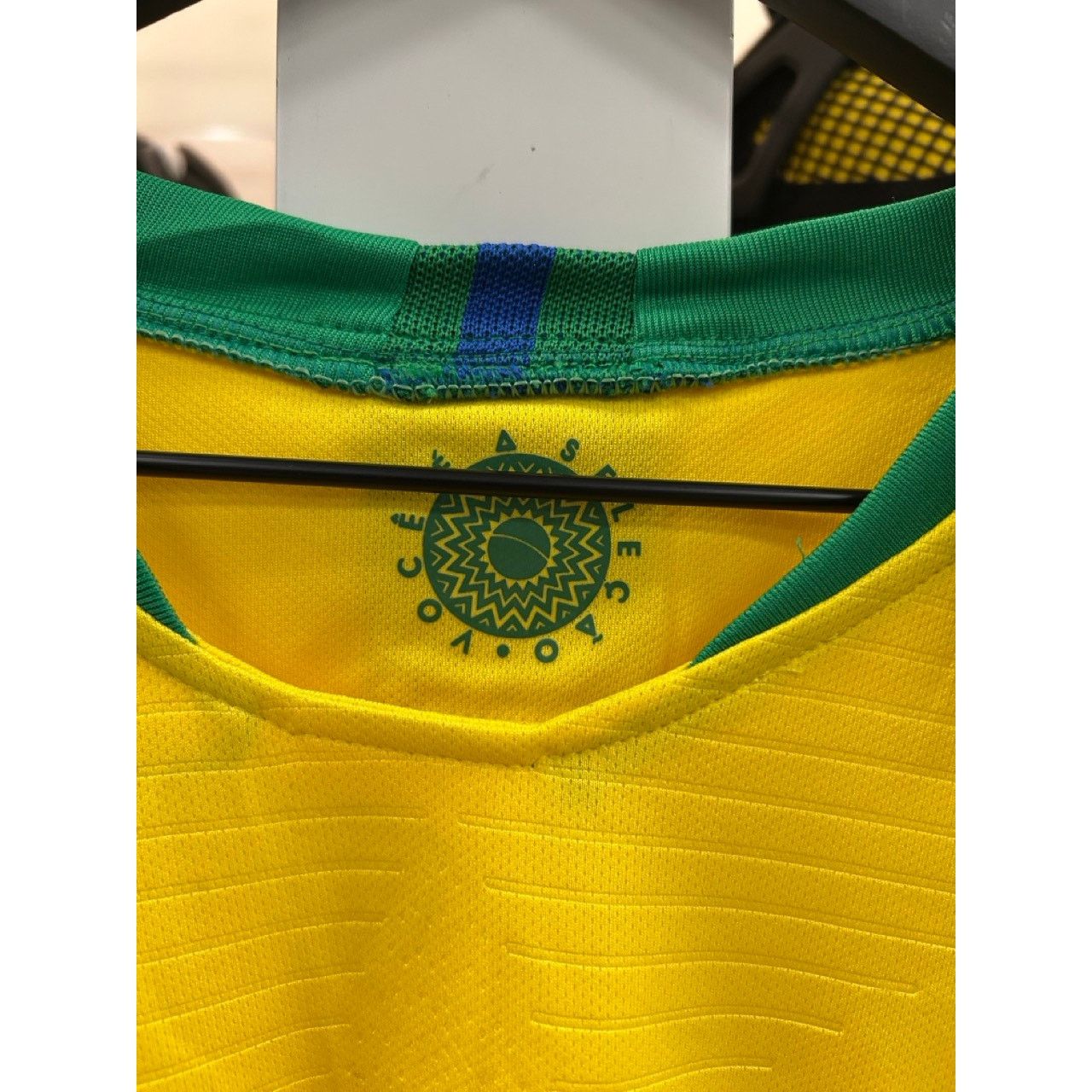 Nike Nike 2018 Brazil national football soccer jersey Size L B16 Size US L / EU 52-54 / 3 - 5 Thumbnail