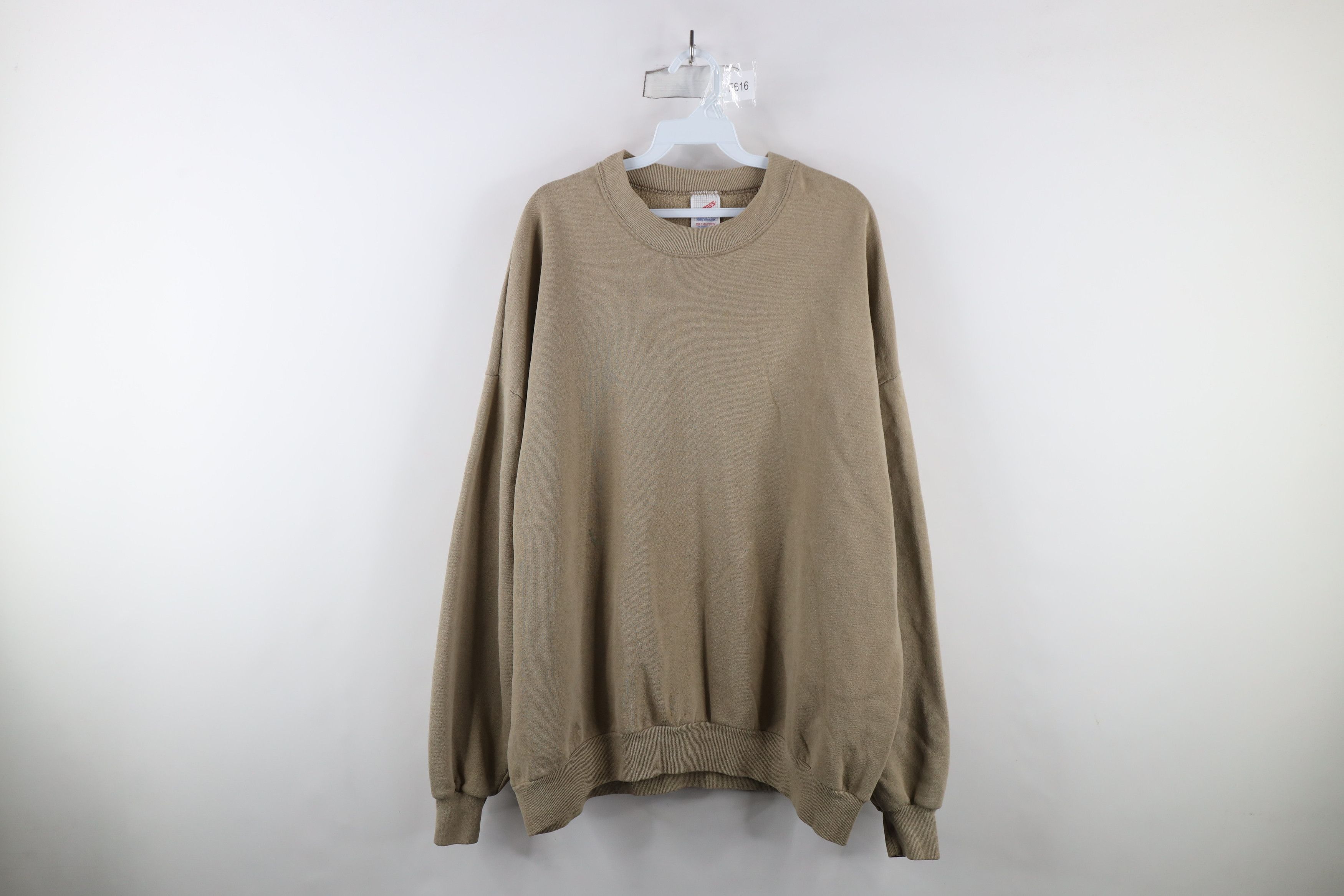 Vintage Vintage 90s Streetwear Blank Crewneck Sweatshirt Beige USA Size US XXL / EU 58 / 5 - 1 Thumbnail