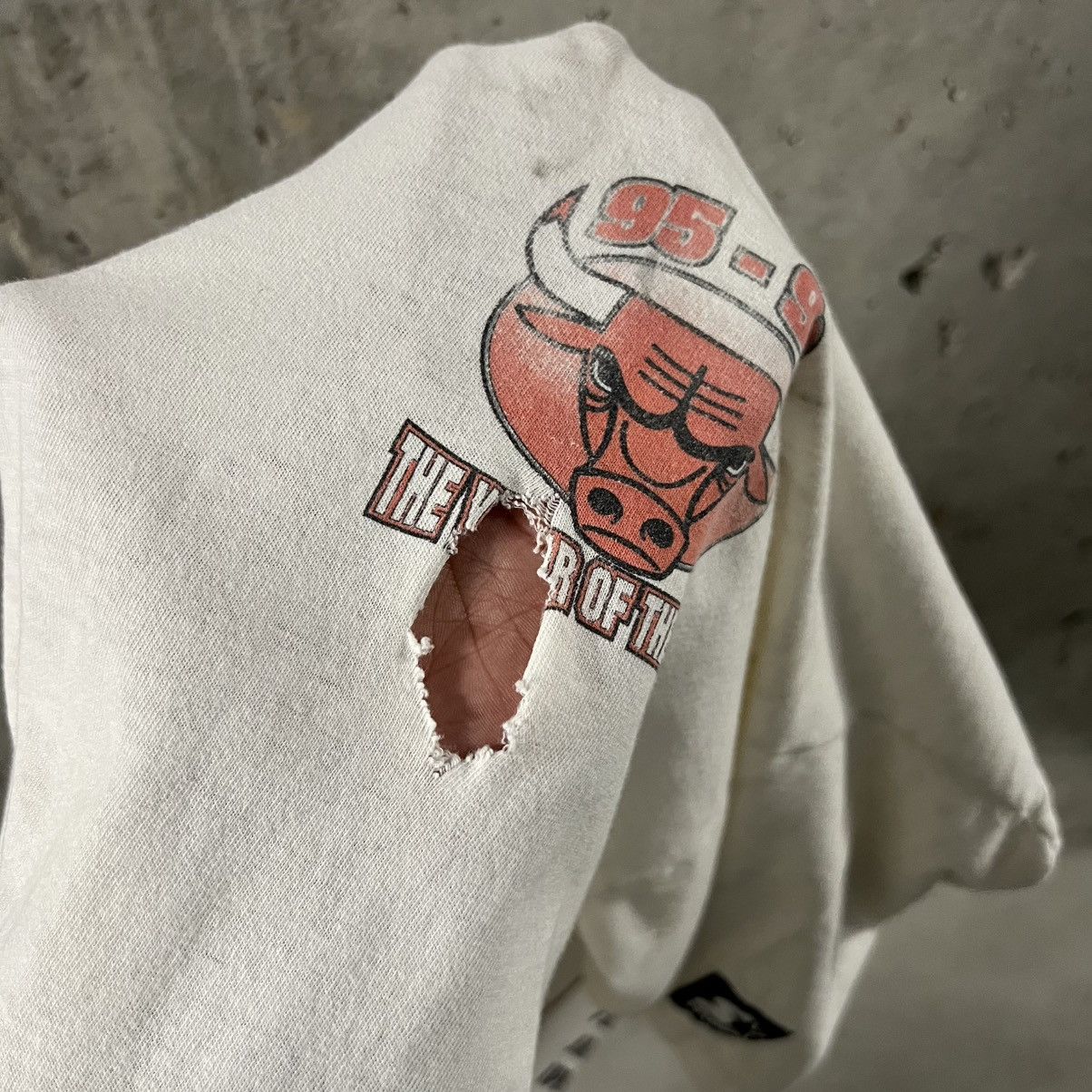 Starter Vintage Starter BULLS 🏀 Size US XL / EU 56 / 4 - 3 Thumbnail
