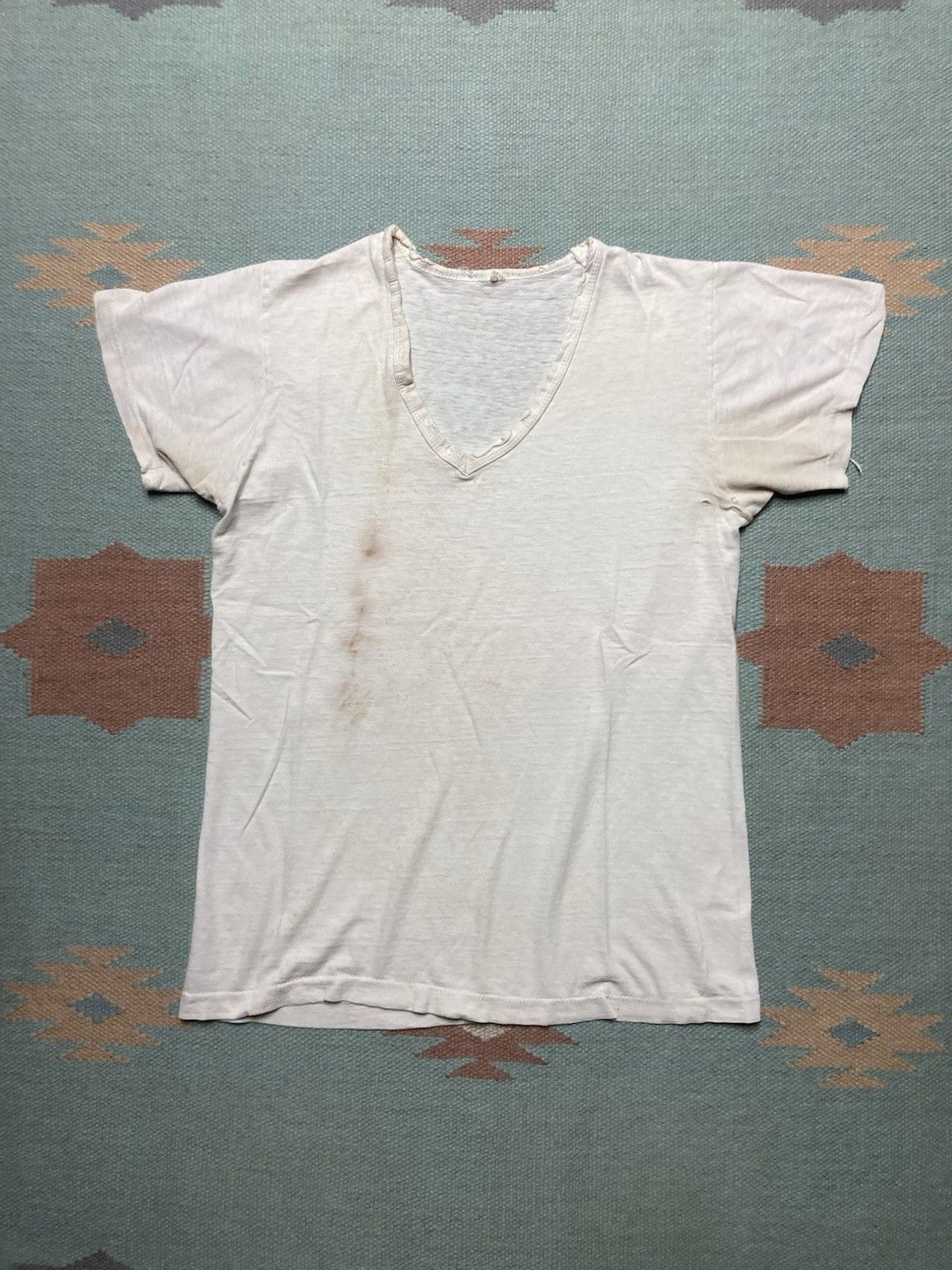 Fruit Of The Loom × Vintage 70s blank white t shirt v neck fruit of loom grunge medium Size US M / EU 48-50 / 2 - 1 Thumbnail