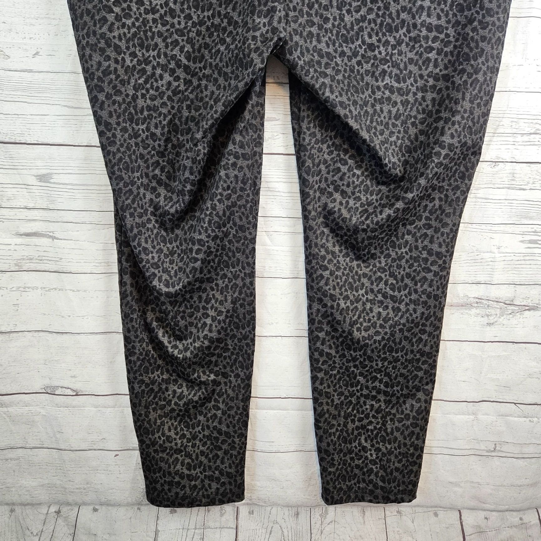 NYDJ NYDJ Womens Ponte Knit Skinny Pants 20W Black Gray Animal Print Pull On Size 42" / US 20 - 5 Thumbnail