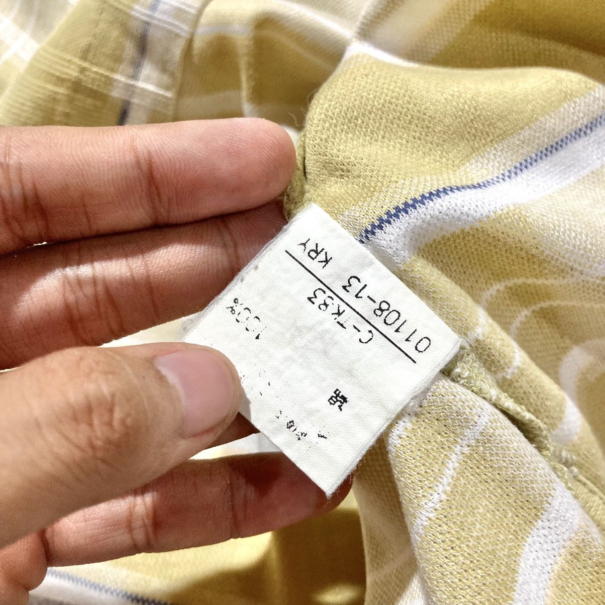 Burberry 1990s Vintage Burberrys Nova Check Pocket Polo Tshirt Luxury Size US L / EU 52-54 / 3 - 16 Thumbnail