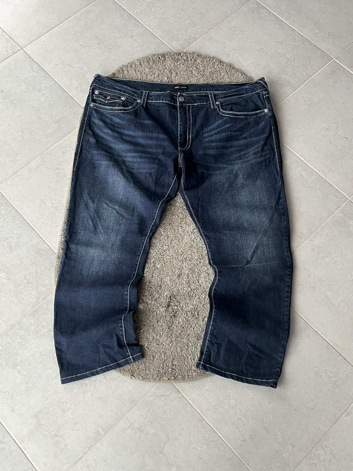 True Religion True Religion Dark Wash Straight Leg Jeans Red Stitching Size US 44 / EU 60 - 8 Thumbnail
