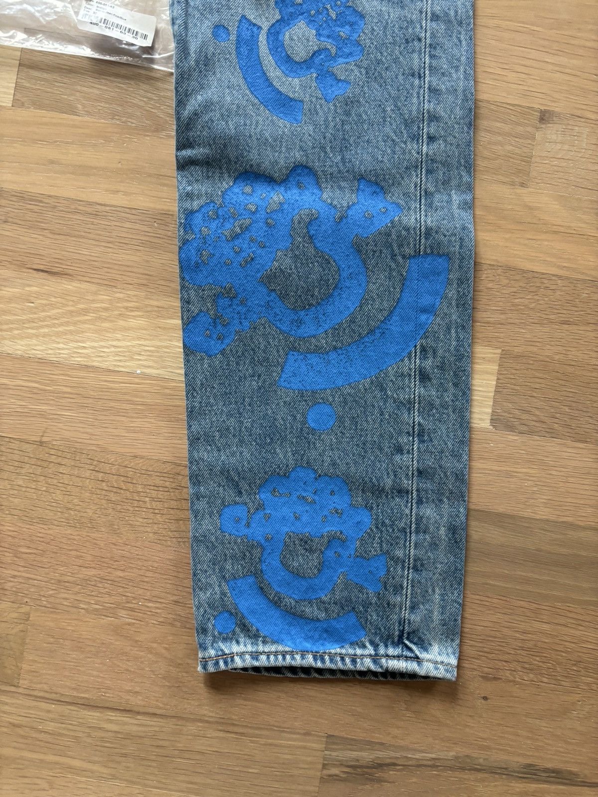 DENIM TEARS Denim Tears Bstroy Tears Lightwash Blue/Pink Jeans 30x32 Size US 30 / EU 46 - 6 Thumbnail