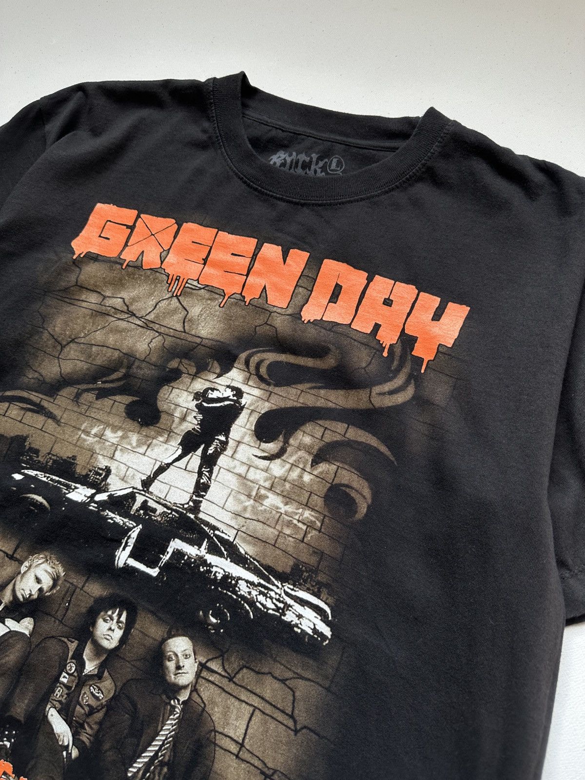 Band Tees Vintage Y2K Green Day Rock Machine Tee Size US L / EU 52-54 / 3 - 8 Thumbnail
