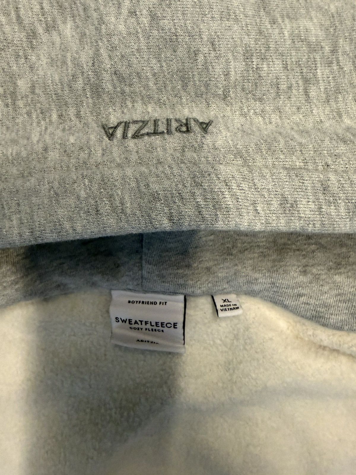Aritzia Aritzia Boyfriend Fit Cropped Boxy Zip Up Hoodie Size XL / US 12-14 / IT 48-50 - 3 Thumbnail