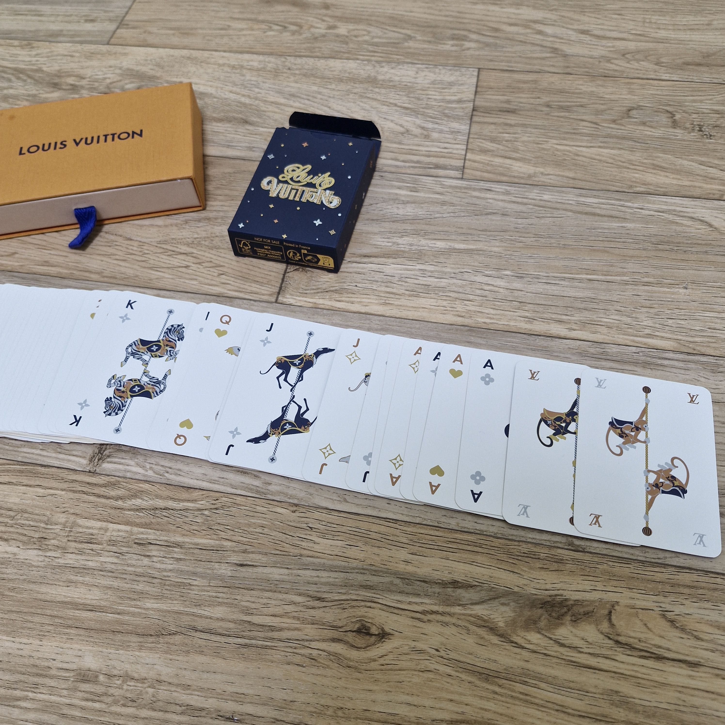 Louis Vuitton LOUIS VUITTON Gold Rimmed Carousel Deck Playing Card Size ONE SIZE - 2 Thumbnail