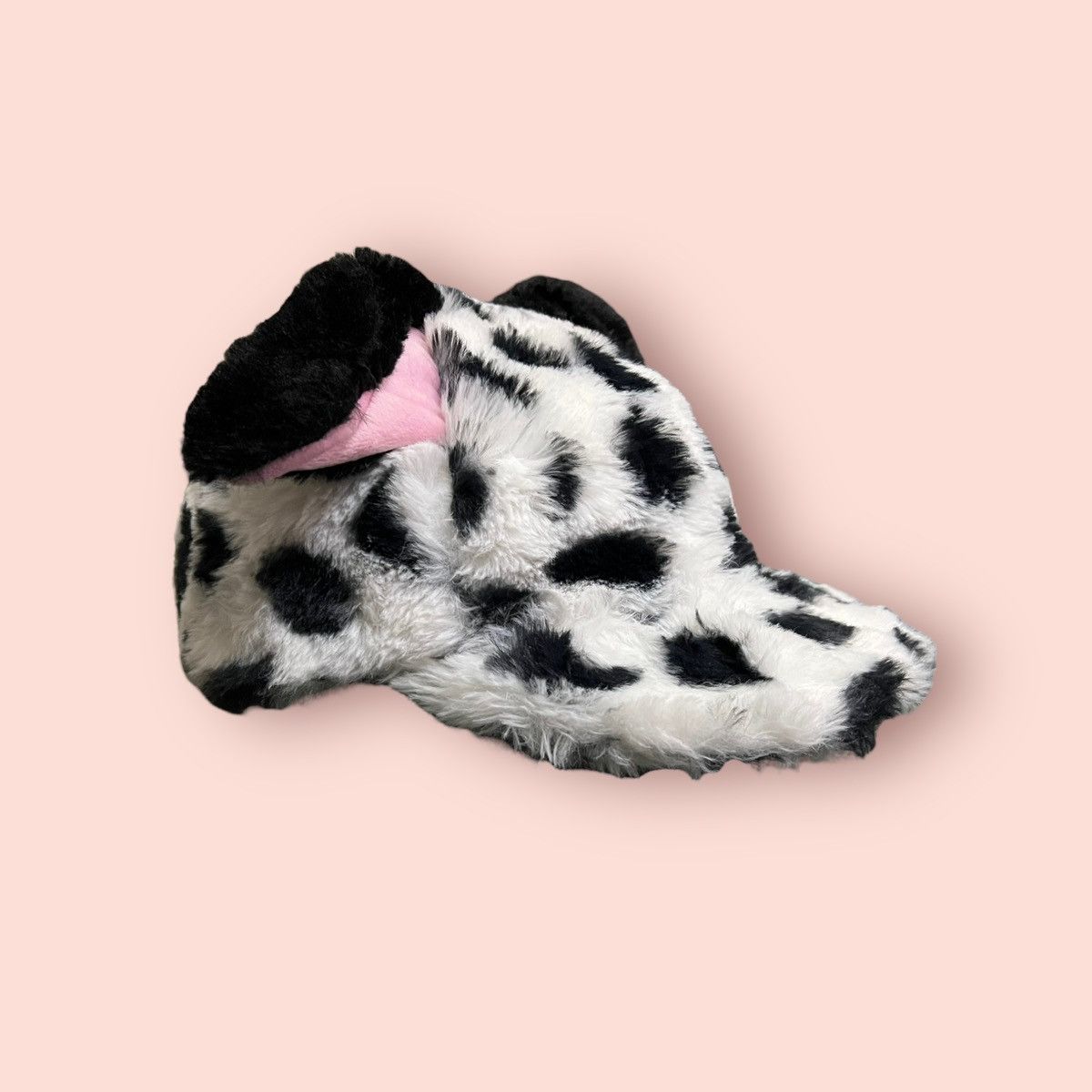 Anime VINTAGE 101 DALMATION X TOKYO DISNEY FLUFFY HAT STRAPBACK Size ONE SIZE - 7 Thumbnail