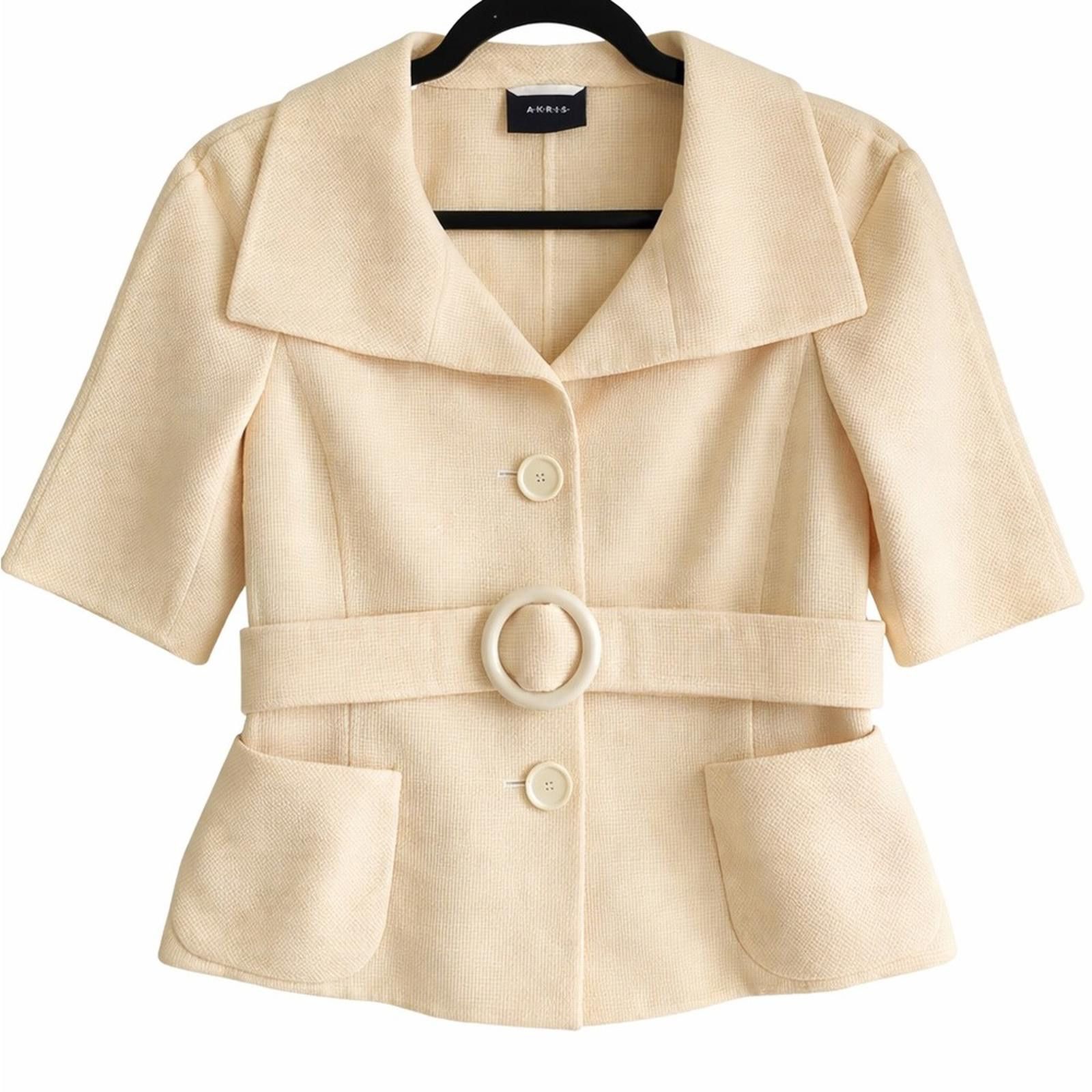 Aris Tatalovich Akris Cream Belted Structured Jacket | US 6 Size M / US 6-8 / IT 42-44 - 1 Thumbnail