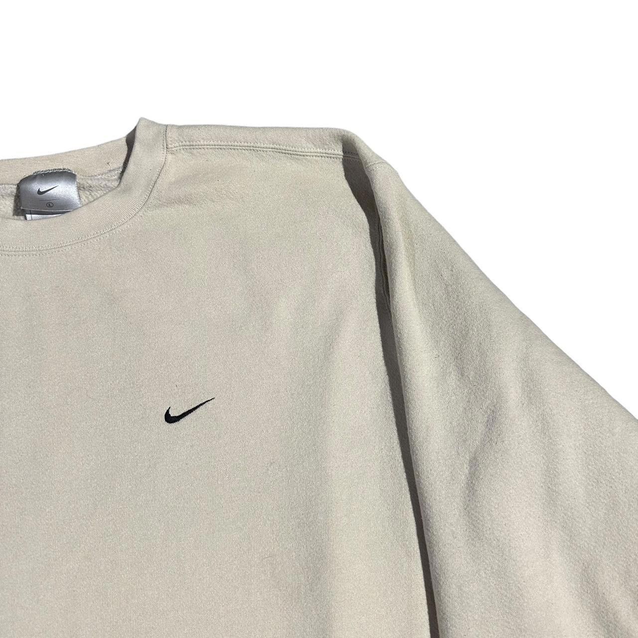 Nike 90s White Nike Swoosh Sweatshirt Size US L / EU 52-54 / 3 - 2 Thumbnail