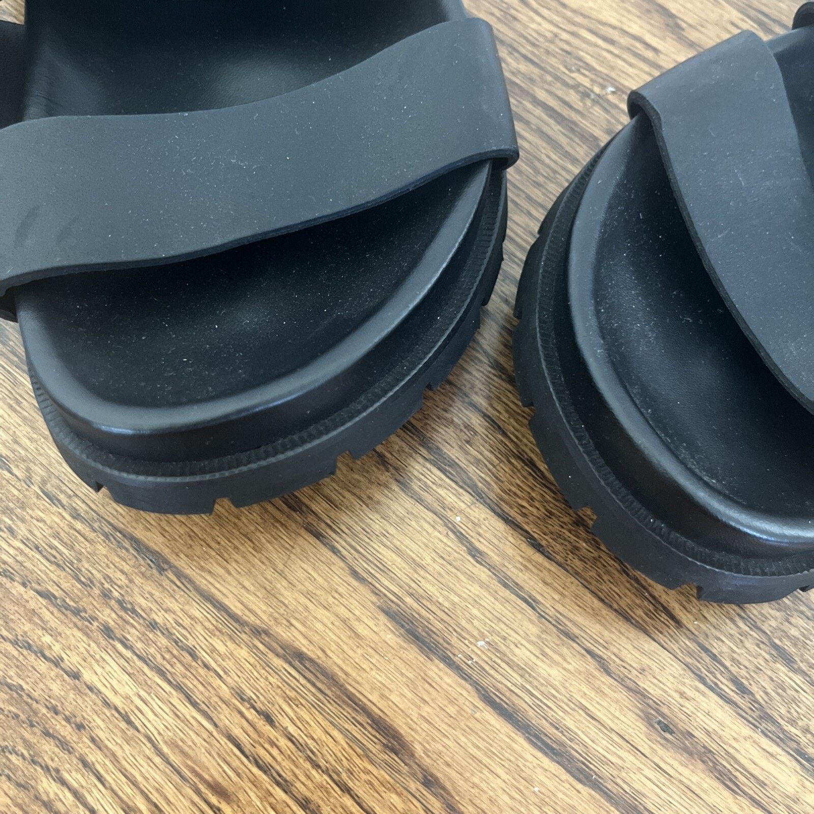 A.P.C. APC Emile Sandals - SIZE 44 Black A.P.C. Size 11 Used 1 Time Size US 11 / EU 44 - 8 Thumbnail