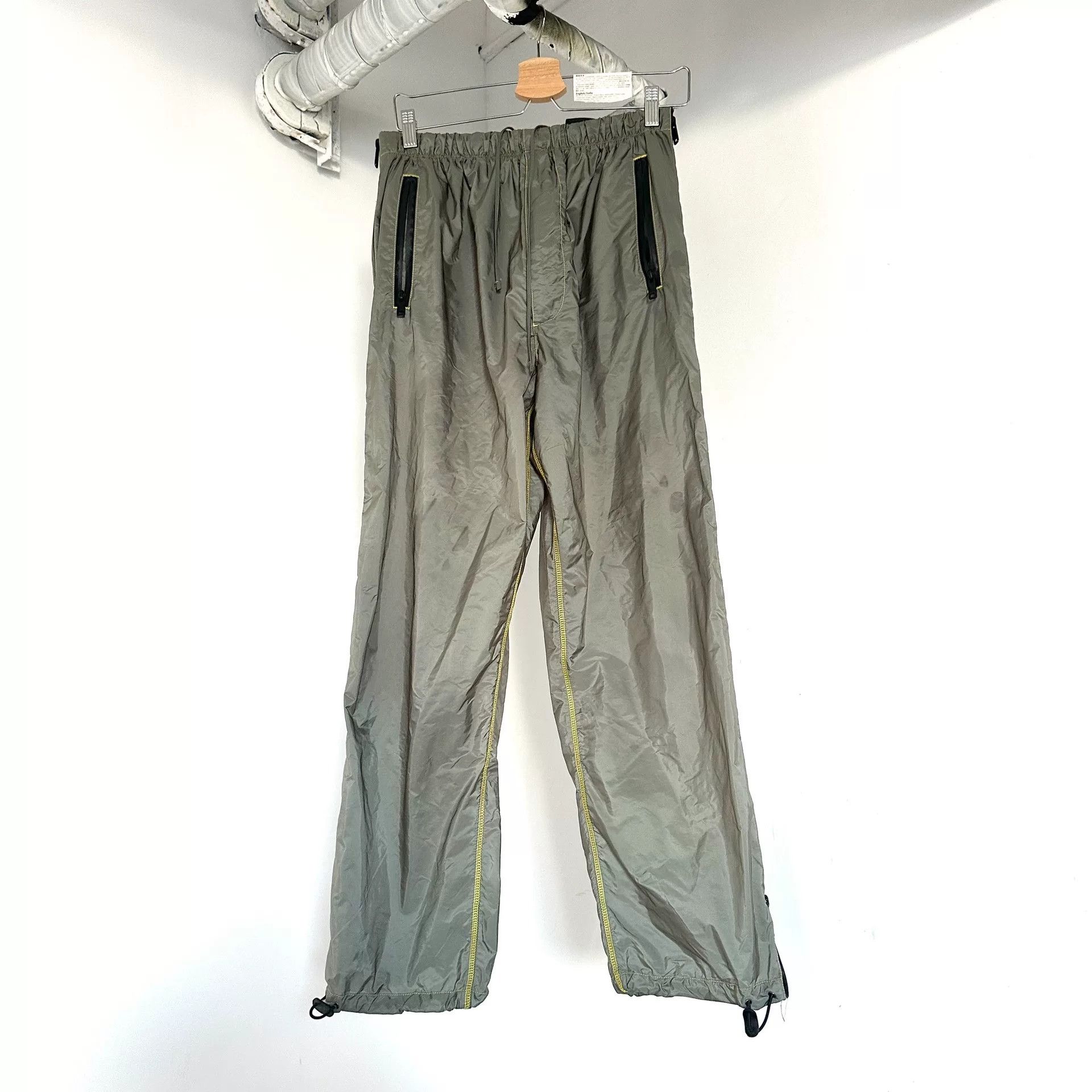 Prada Prada 24SS Re-Nylon Tech Fabric Pants Size US 34 / EU 50 - 1 Thumbnail