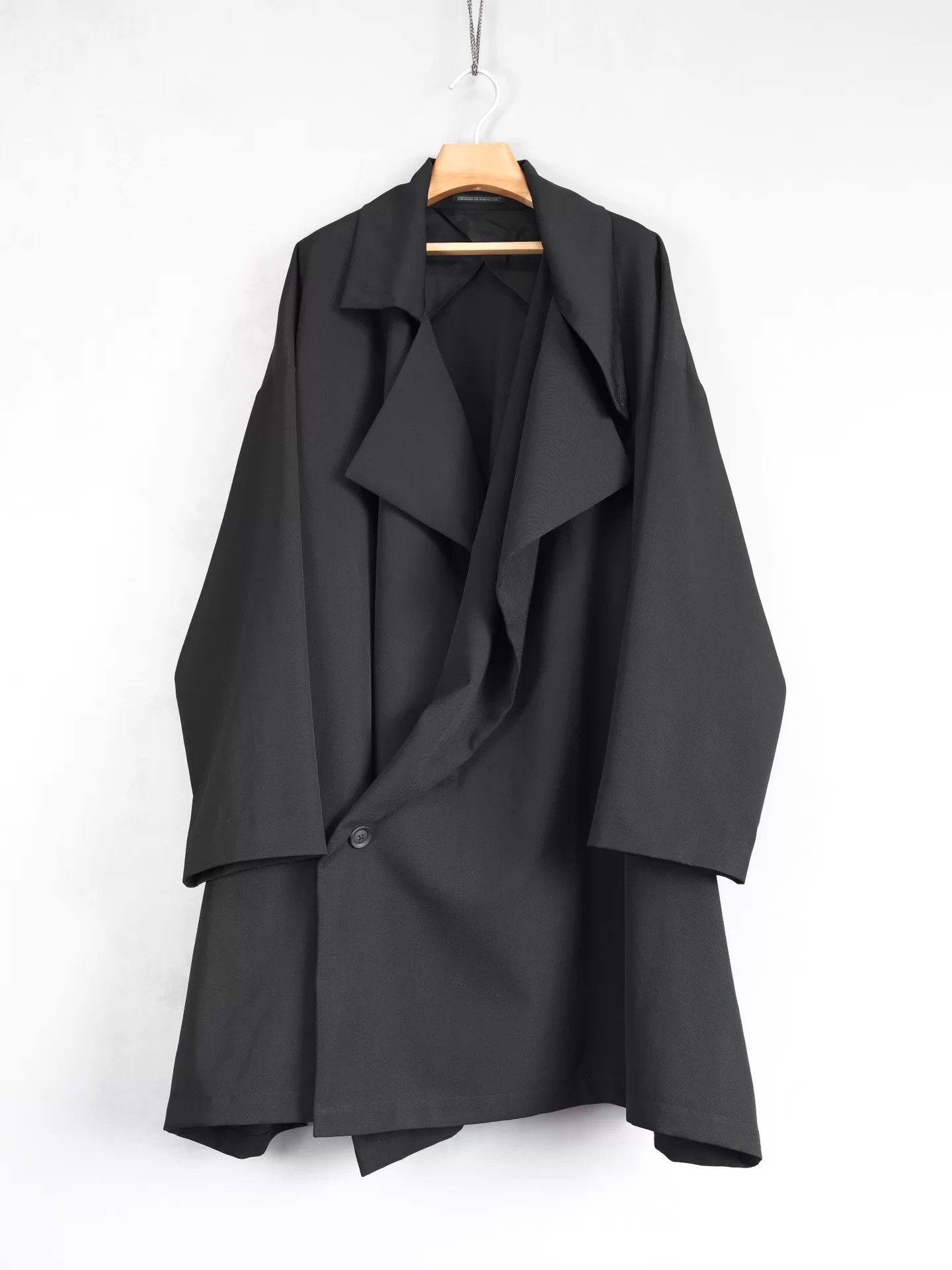 Yohji Yamamoto Yohji Yamamoto 21AW Pleated Wool Wide Coat Size 2 Size US M / EU 48-50 / 2 - 4 Thumbnail