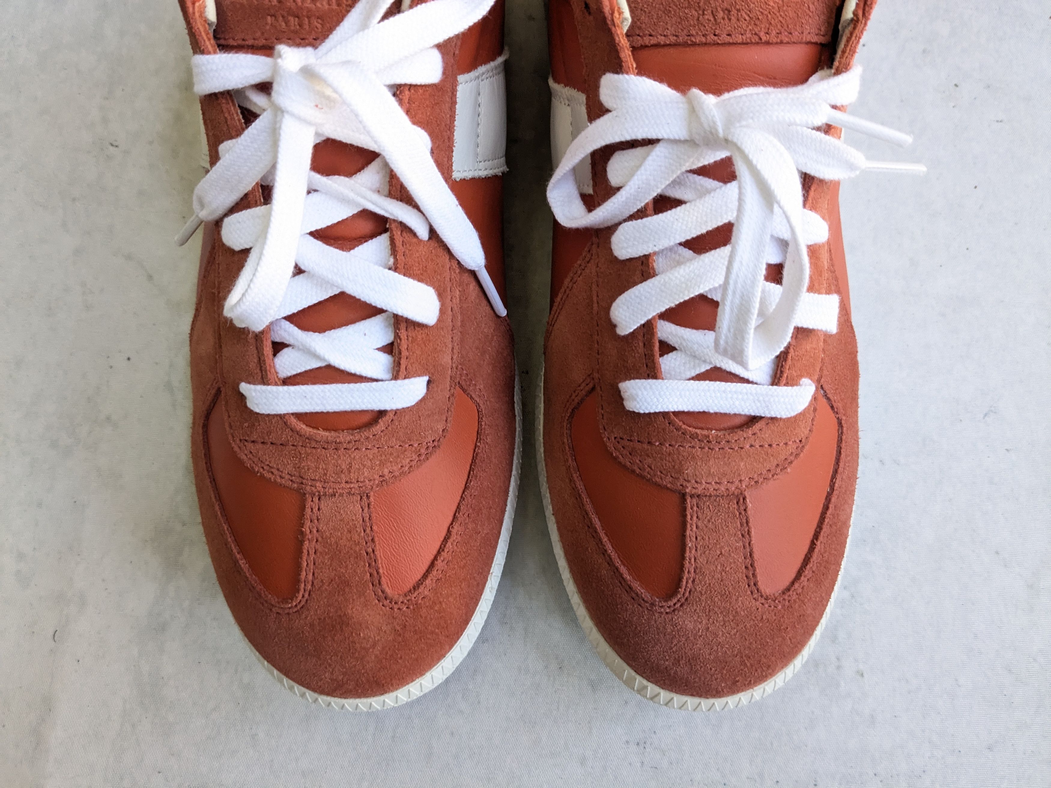 Maison Margiela Maison Margiela GAT Replica Orange White 9 42 Low Tops Size US 9 / EU 42 - 2 Thumbnail