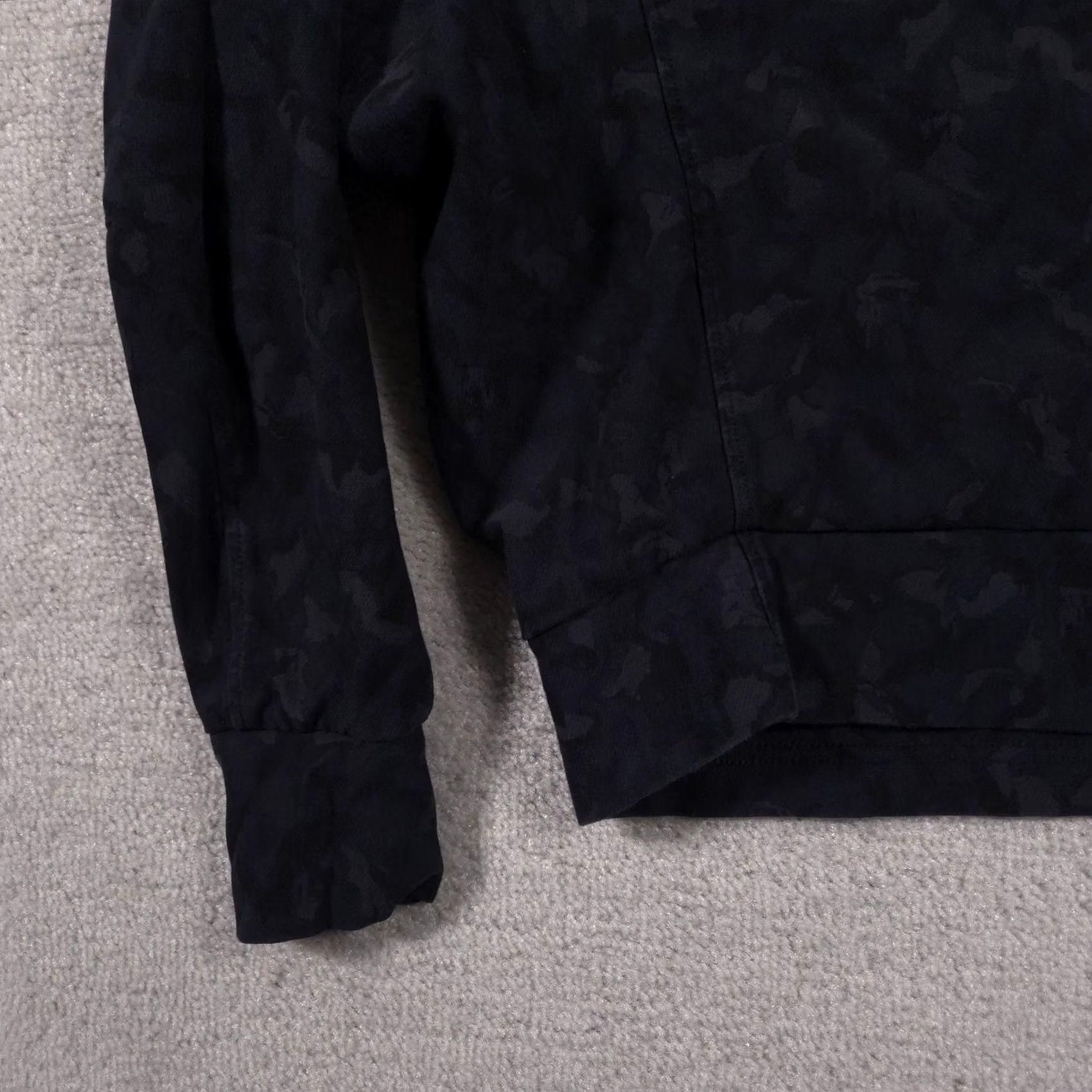 Athleta Athleta Hoodie Womens M Blue Camouflage Cropped Pullover Long Sleeve Sweatshirt Size M / US 6-8 / IT 42-44 - 4 Thumbnail