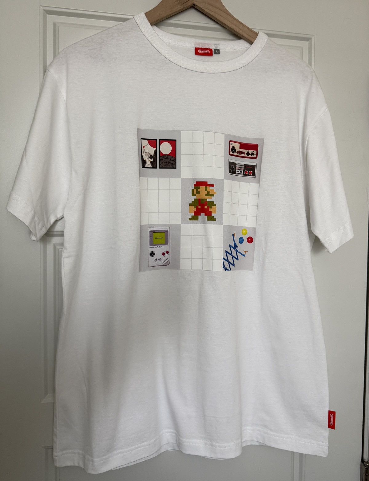 Nintendo Nintendo Short-Sleeve T-Shirt Size US L / EU 52-54 / 3 - 1 Thumbnail
