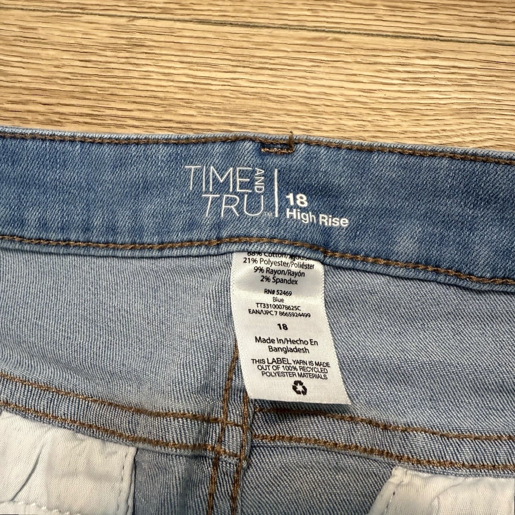Vintage VINTAGE Time and Tru Womens Jeans Flared 18 High Rise Stretch Cotton Blend Blue 29in Inseam Size 40" / US 18 - 2 Thumbnail