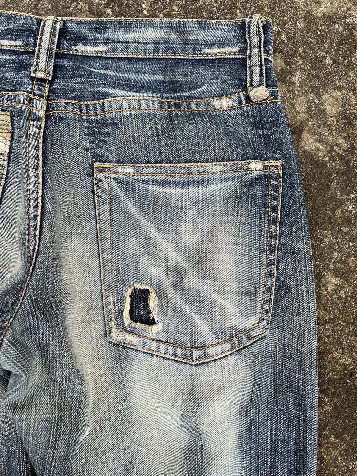 Japanese Brand × Vintage VINTAGE BACK NUMBER DISTRESSED JEANS Size US 31 - 10 Thumbnail