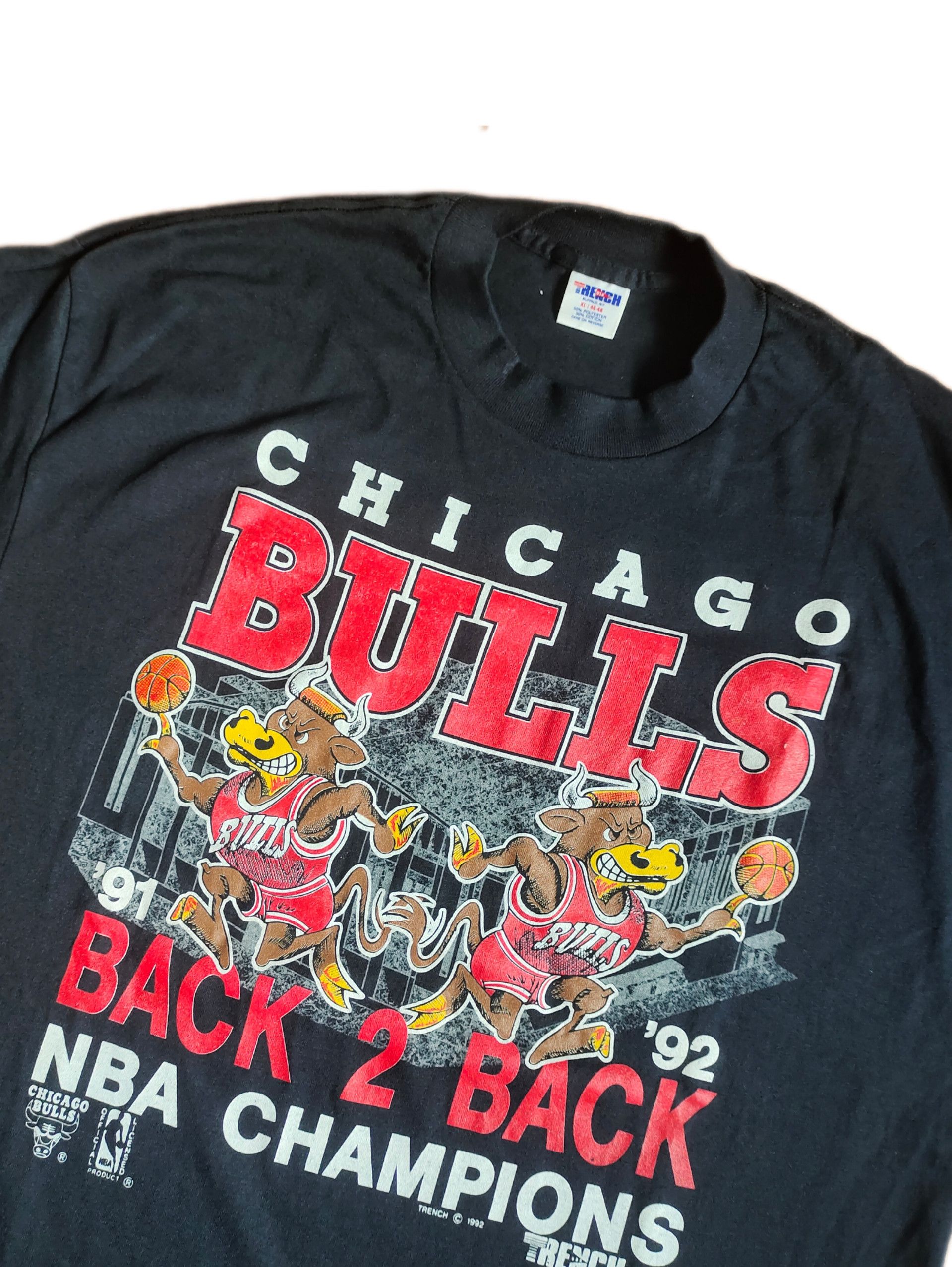 NBA × Vintage Vintage Chicago Bulls Back to Back 1991-1992 T-shirt Size US XL / EU 56 / 4 - 4 Thumbnail