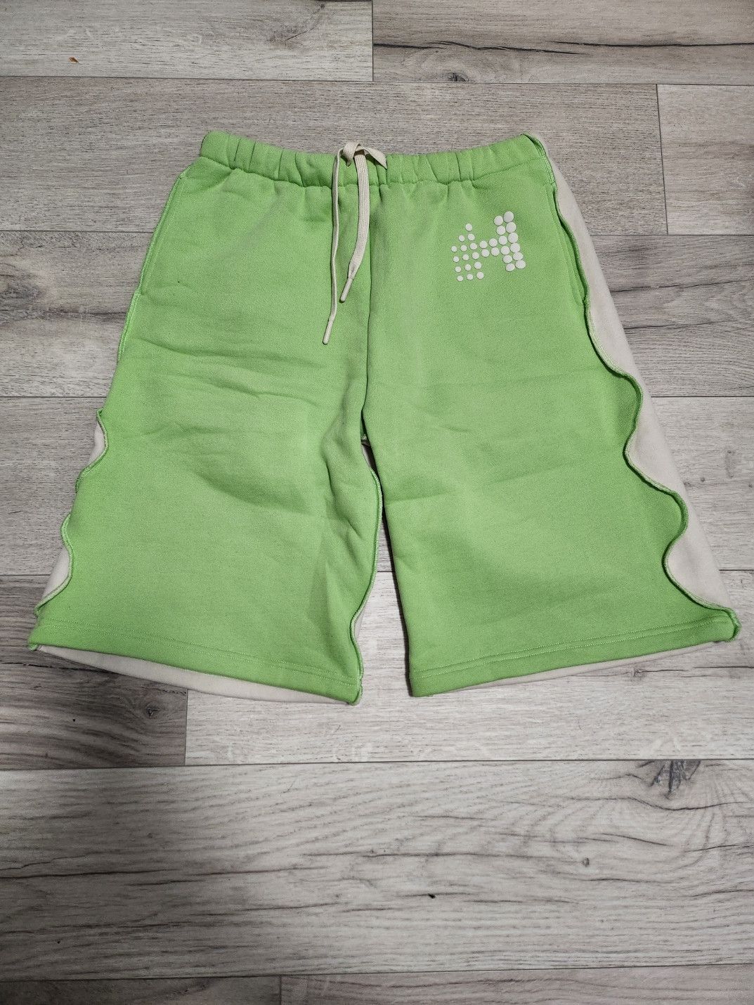 image of Huni Design Shorts Green By Mona Thomas, Men's (Size 32)