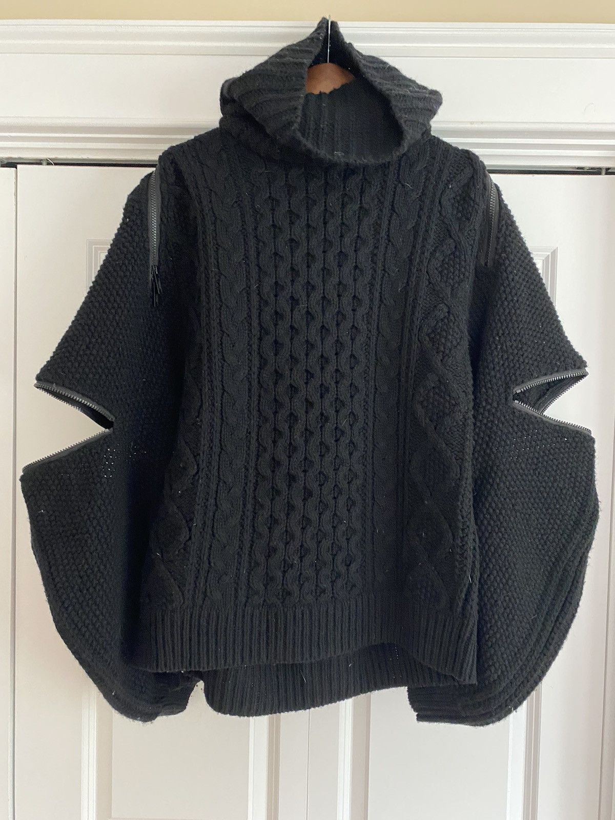 Takahiromiyashita The Soloist. FW19 Takahiro Miyashita The Soloist. Balloon Turtleneck Size US M / EU 48-50 / 2 - 3 Thumbnail
