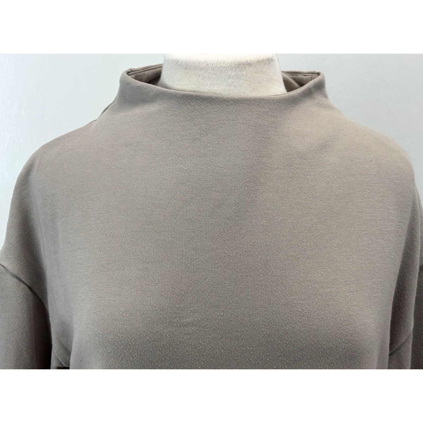 Vintage Free Fly Sweater Women M Gray Taupe Performance Bamboo Thermal Fleece Mockneck Size M / US 6-8 / IT 42-44 - 5 Thumbnail