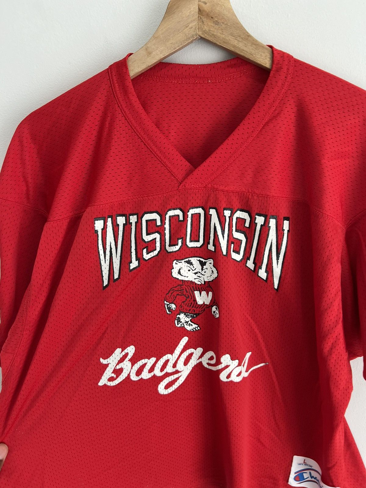 Vintage Vintage Womens Wisconsin Football Champion Jersey Cropped L Size L / US 10 / IT 46 - 2 Thumbnail