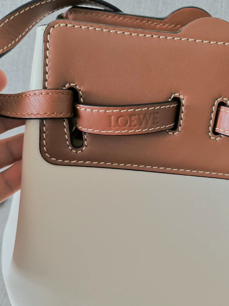 Loewe loewe Color-blocked bucket bag 2503-Nextarrow Size ONE SIZE - 2 Thumbnail