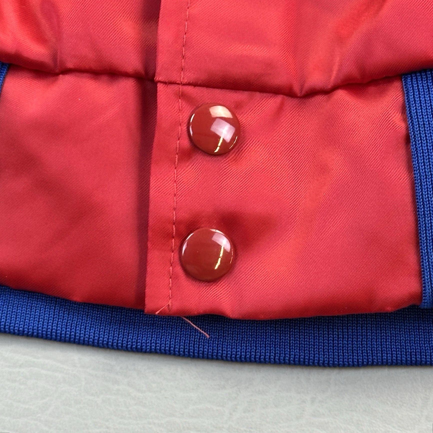 Budweiser VINTAGE Budweiser Jacket Mens XL Satin Bomber World Famous Clydesdales Deadstock Red Nylon Satin Lined Logo 80s 90s USA Clothing Mens XL Bomber Jacket Size US XL / EU 56 / 4 - 5 Thumbnail