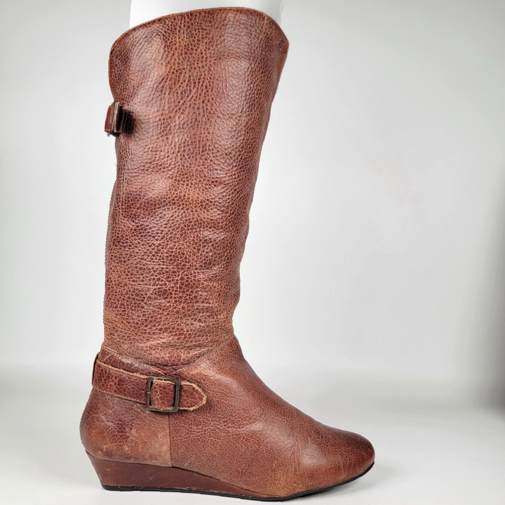 Vintage VINTAGE Cathy Jean Boots Women’s 8 Brown Tan Leather Riding Low Heel Calf Mid-Low Shaft Slip On Buckle 90s Y2K Brown Leather Boots Womens Size 30" / US 8 / IT 44 - 3 Thumbnail