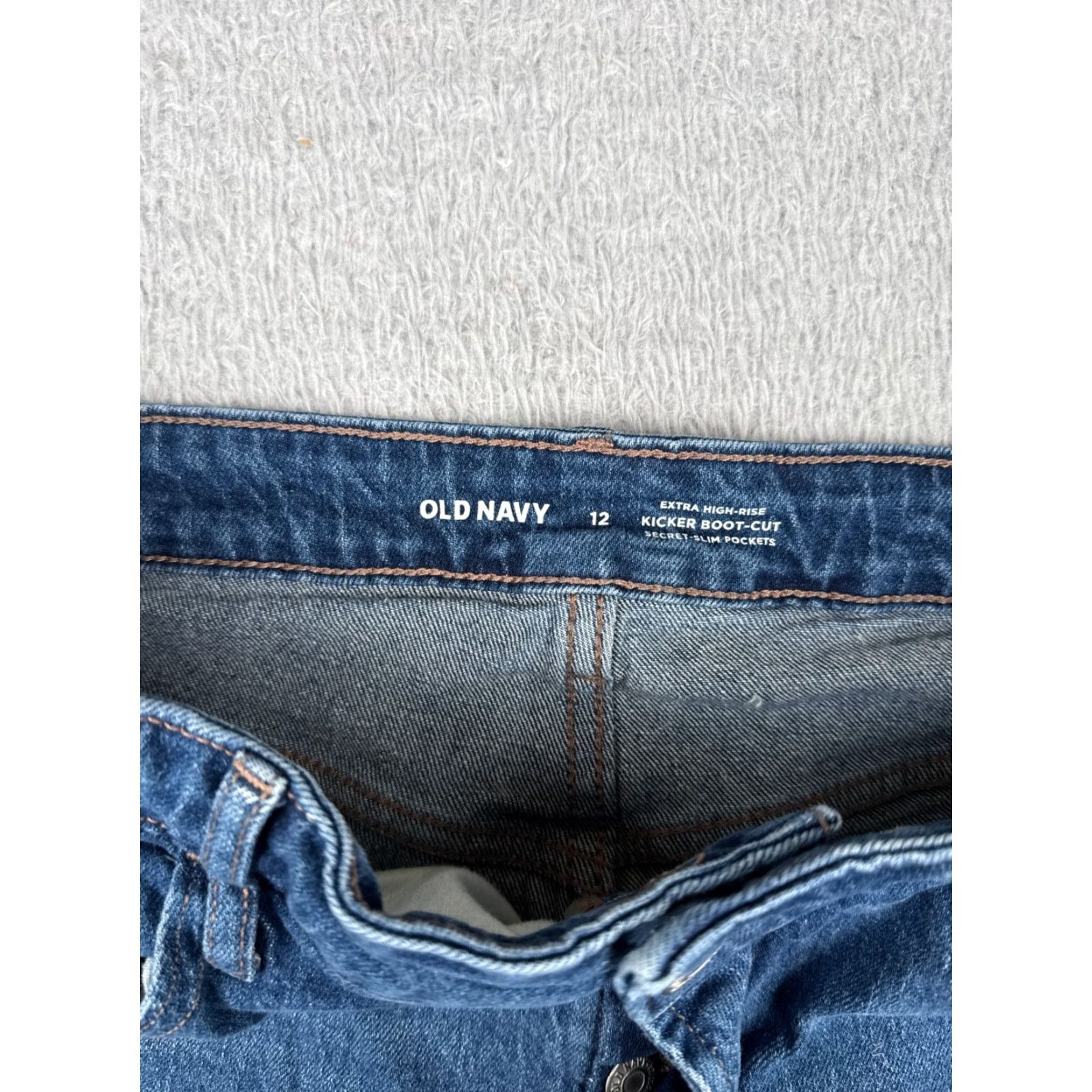 Old Navy Old Navy Jeans Womens 12 Blue Denim Kicker Bootcut Extra High Rise Cotton 34x31 Size 34" / US 12 / IT 48 - 6 Thumbnail