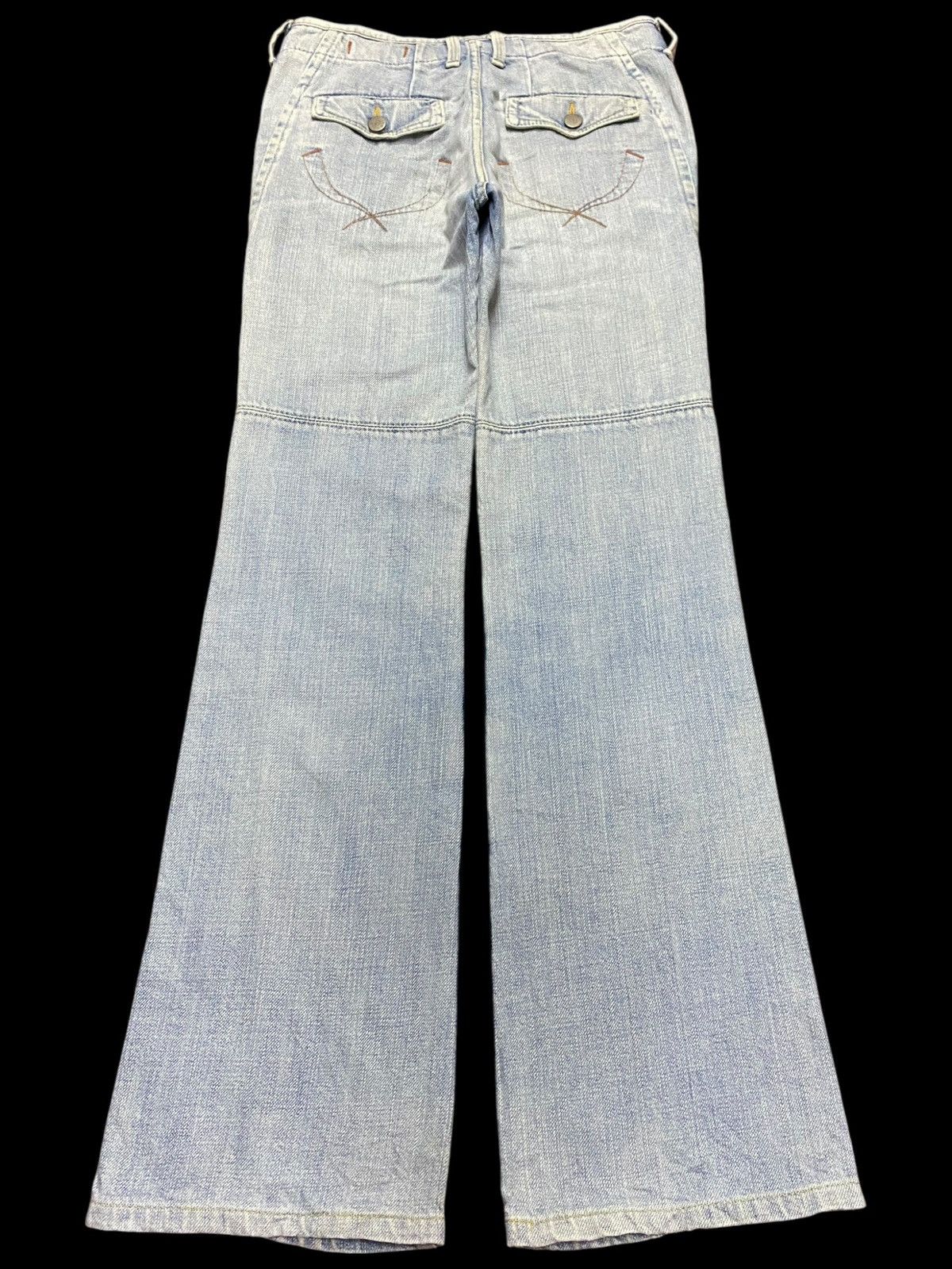 Japanese Brand Vintage Nouvelle Aggressive Woman Faded Flare Jeans Size 28" / US 6 / IT 42 - 2 Thumbnail