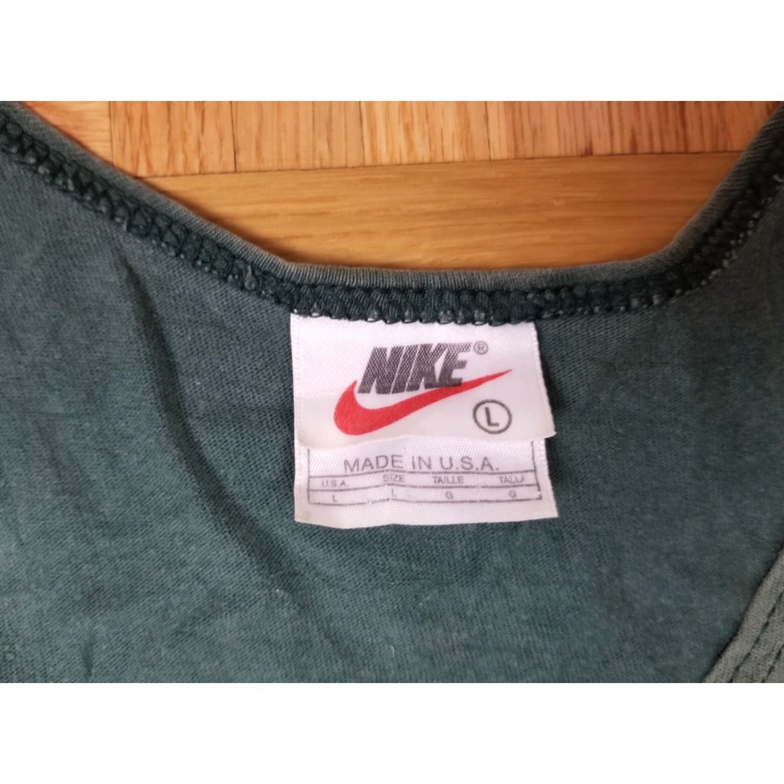 Nike VINTAGE Nike GREEN SUN FADED STICH SWOOSH TANK TOP L SZ Medium? Size US L / EU 52-54 / 3 - 2 Thumbnail