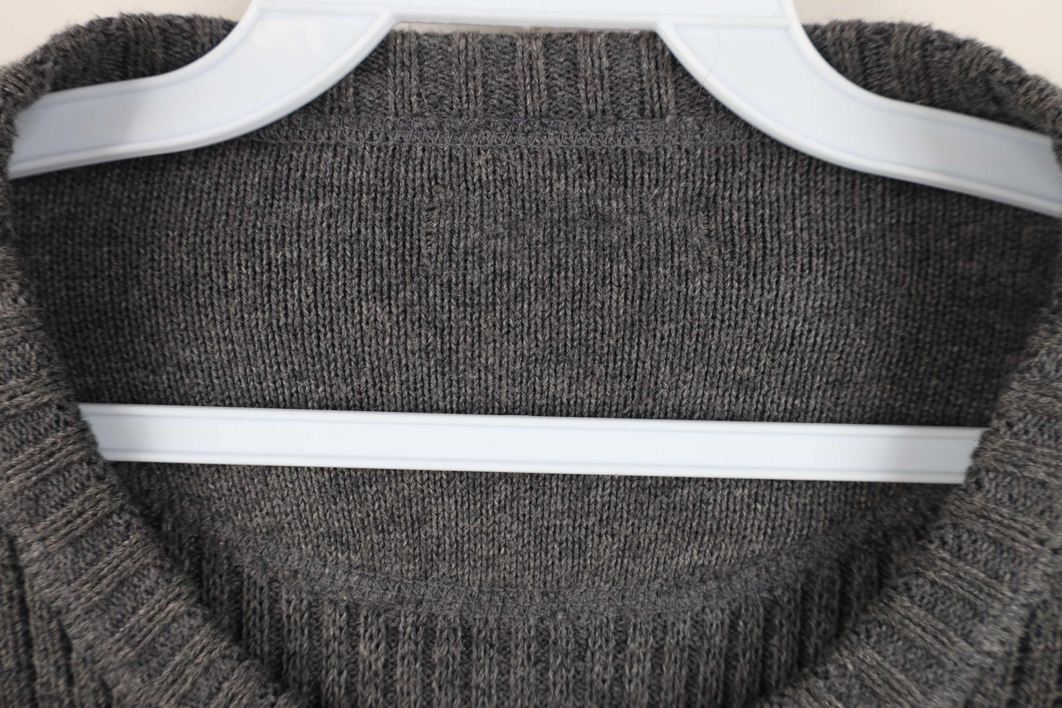 Vintage Vintage 90s Streetwear Waffle Knit Henley Sweater Gray Size US L / EU 52-54 / 3 - 5 Thumbnail
