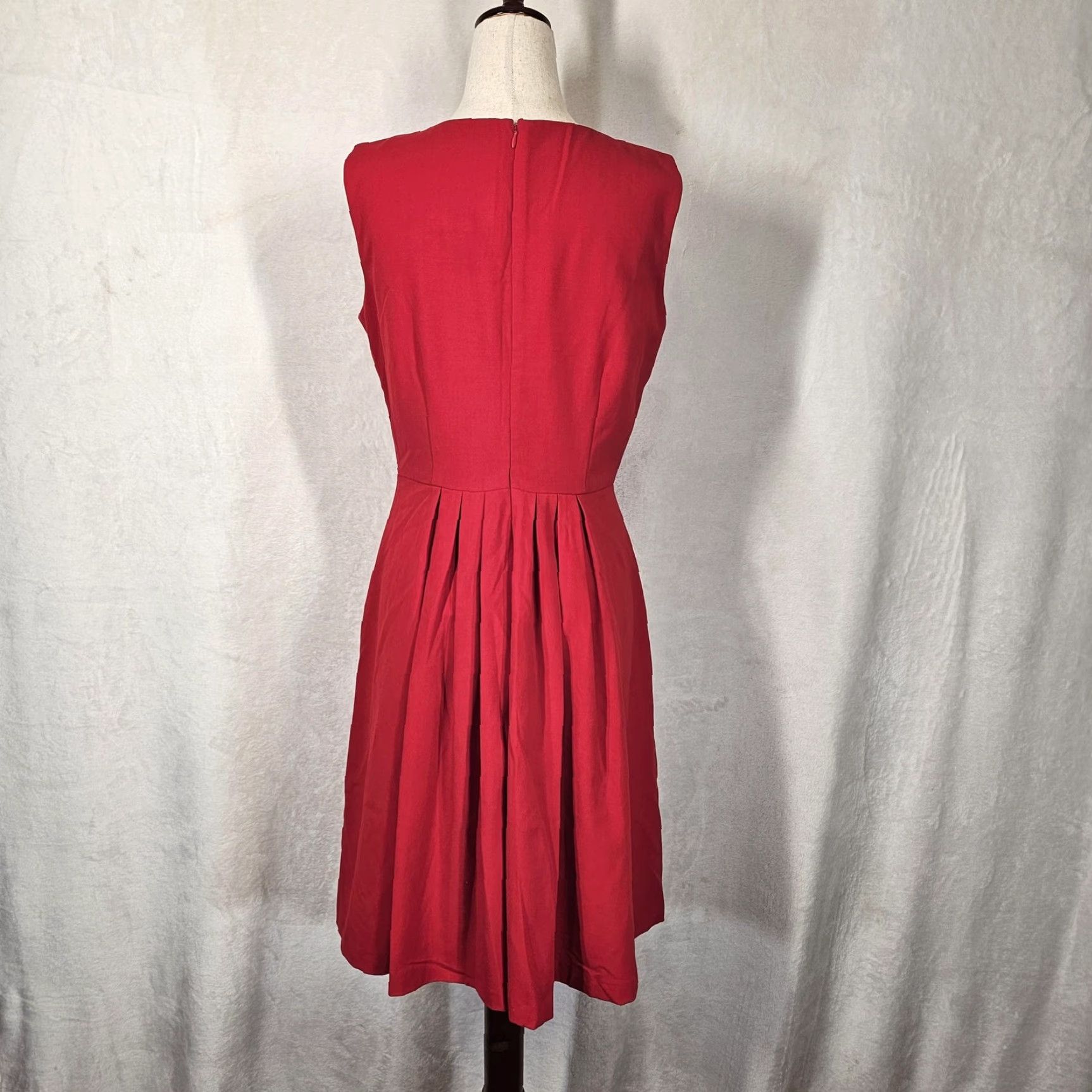 Calvin Klein Dress Womens 4 Red Pleated Sleeveless Fit Flare Lined Party  Holiday Dress