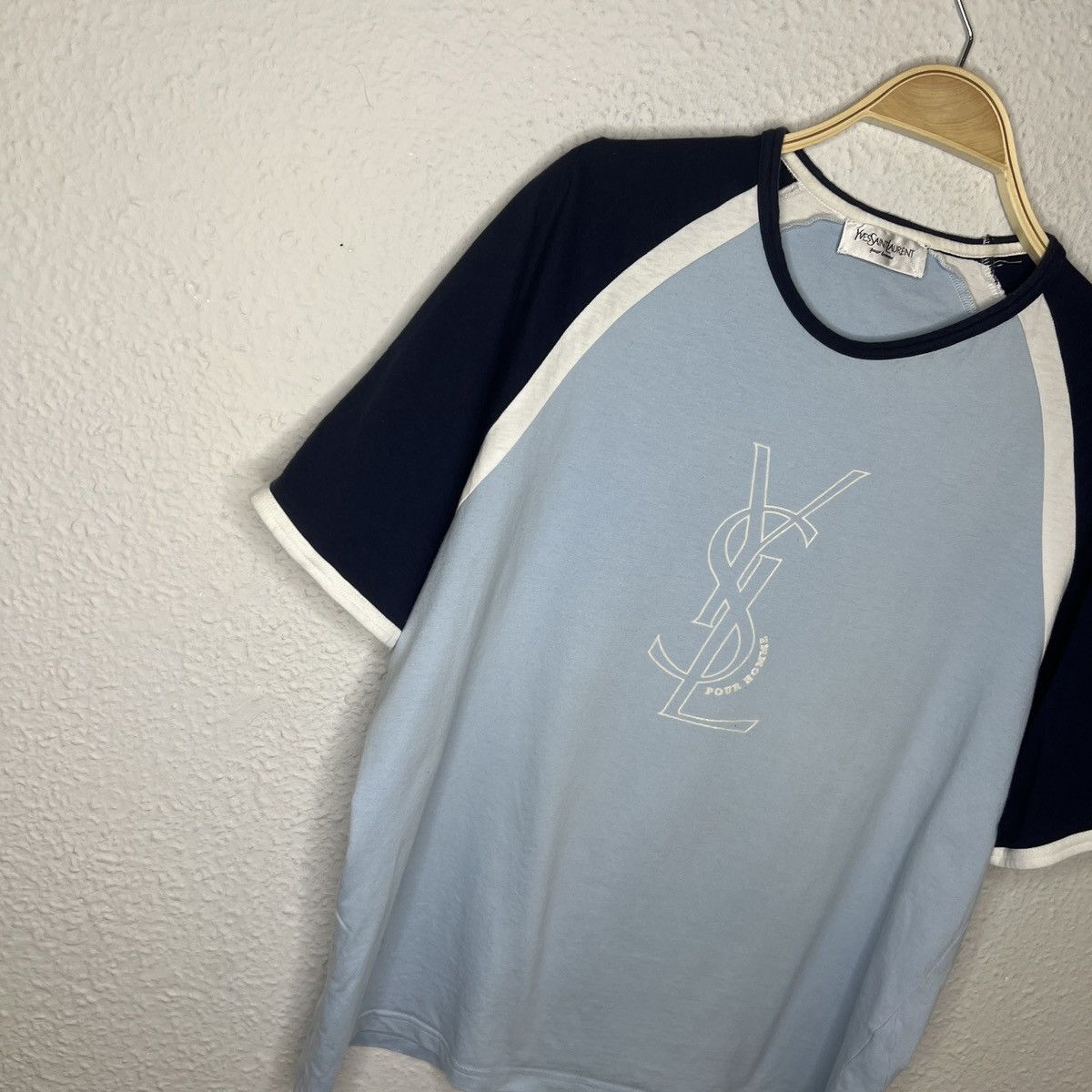 Yves Saint Laurent Yves Saint Lauren YSL Tshirt Tee Big Logo Blue Navy Size US L / EU 52-54 / 3 - 2 Thumbnail