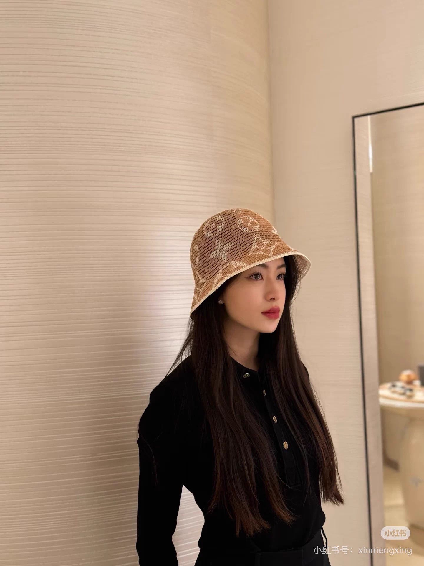 Louis Vuitton Lv Summer Hollow Bucket Hat 99 New S Size ONE SIZE - 6 Thumbnail