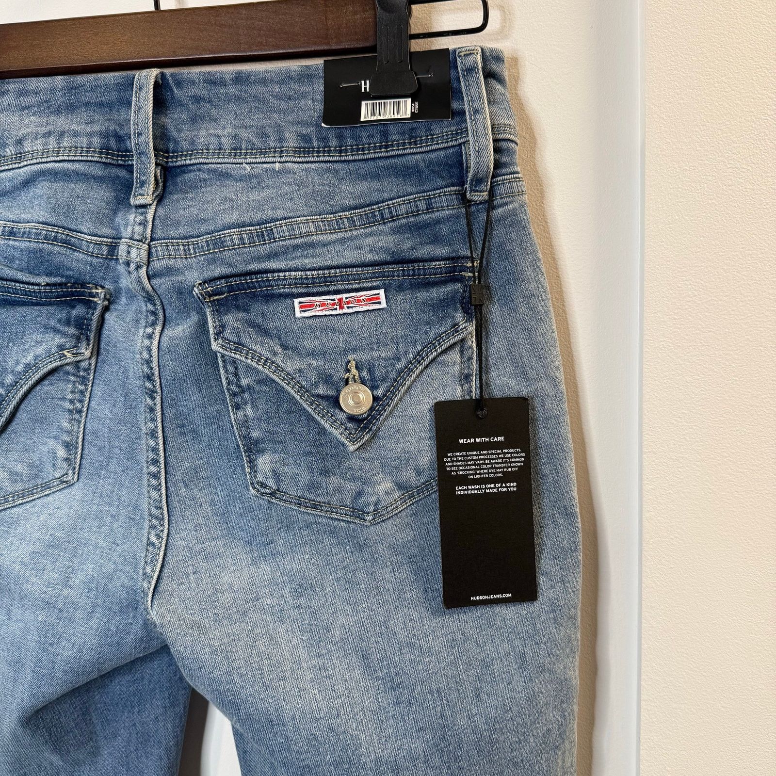 Hudson Hudson Women’s Midrise Straight Leg Jeans Size 4/27 Size 27" / US 4 / IT 40 - 3 Thumbnail