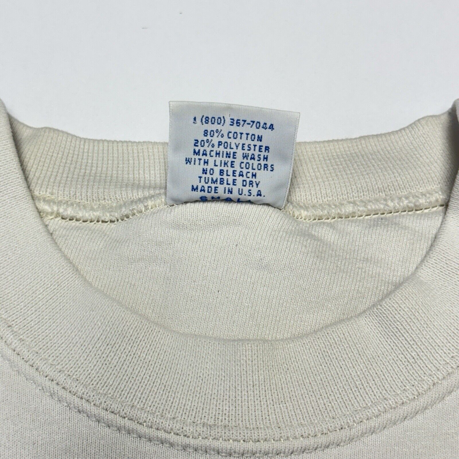 Vintage Vintage Crazy Shirts Hawaii Sweatshirt Mens Small White Crew Size US S / EU 44-46 / 1 - 11 Thumbnail