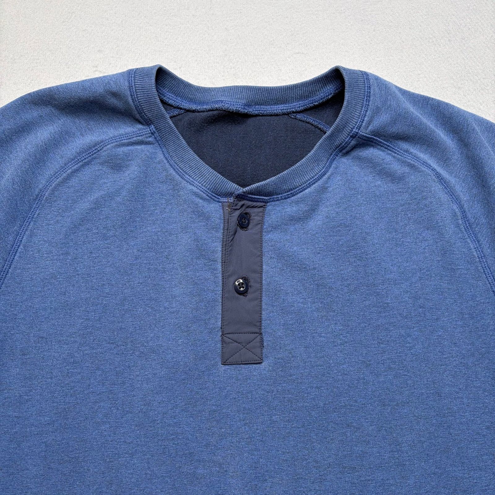Lululemon Lululemon Men’s Blue Henley Pullover Long Sleeve Size M/L Size US L / EU 52-54 / 3 - 2 Thumbnail