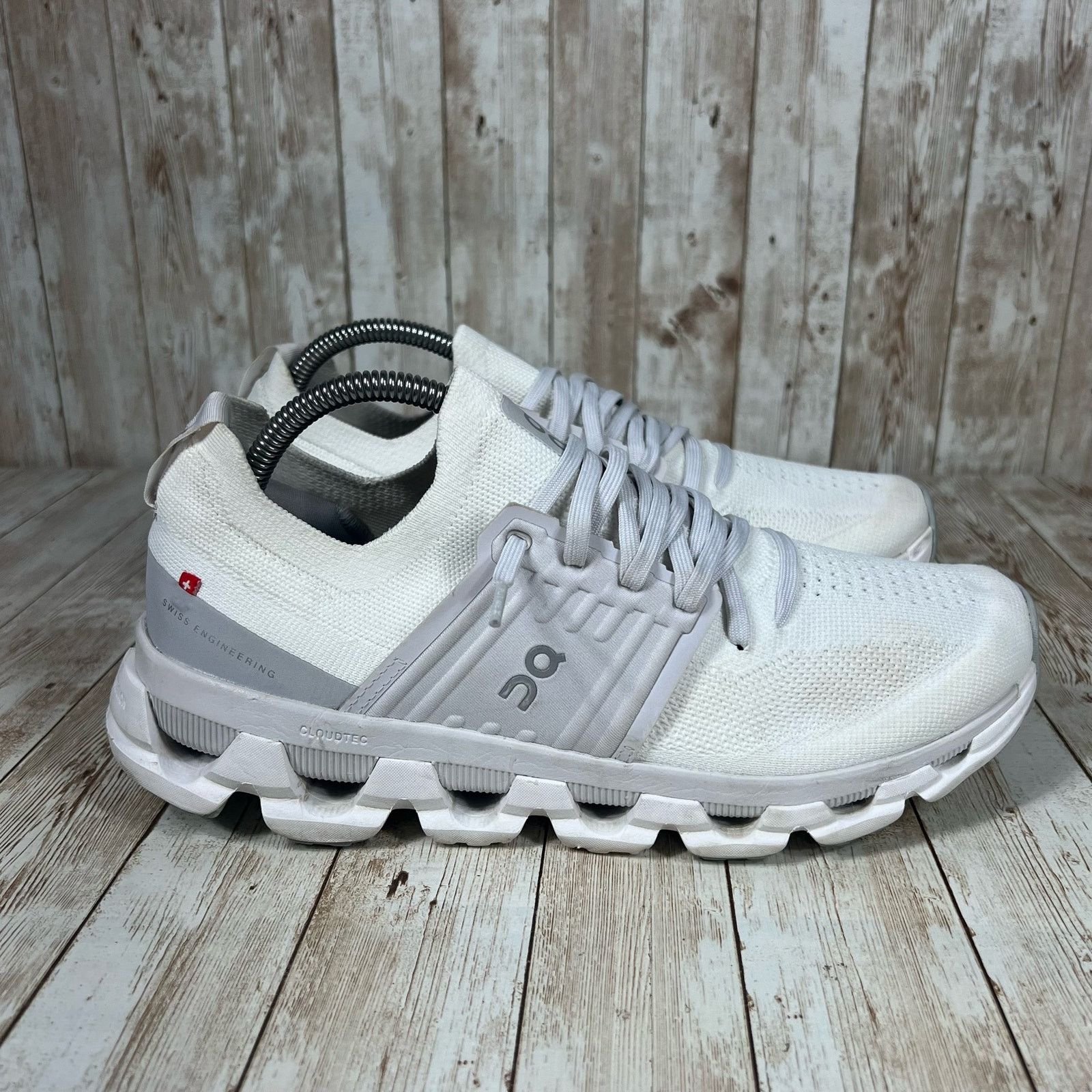 On On Womens cloudswift 3 Womens 10.5 white grey Size US 10.5 / IT 40.5 - 1 Thumbnail
