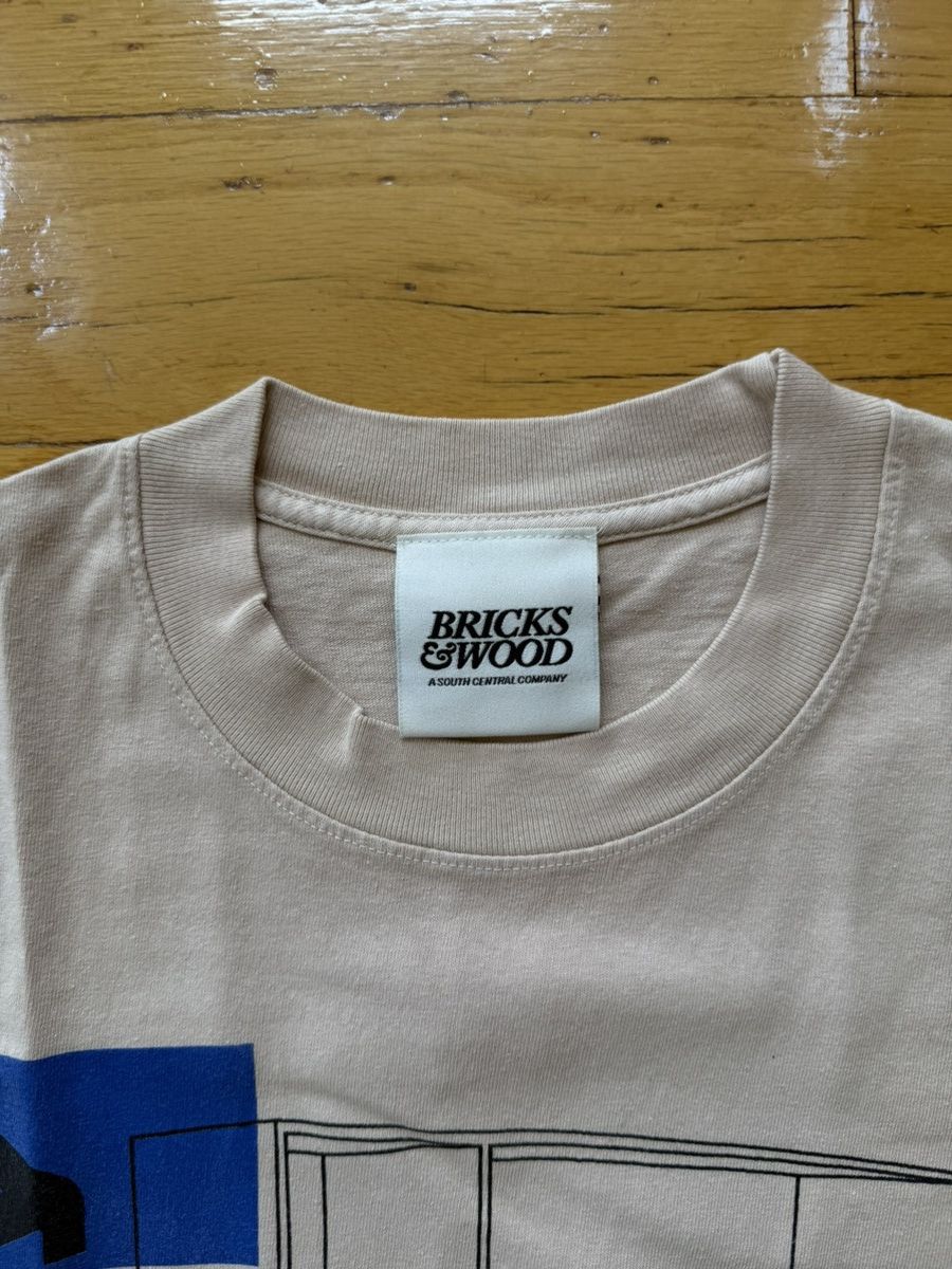 Bricks & Wood mid city modern t shrit Size US M / EU 48-50 / 2 - 3 Thumbnail